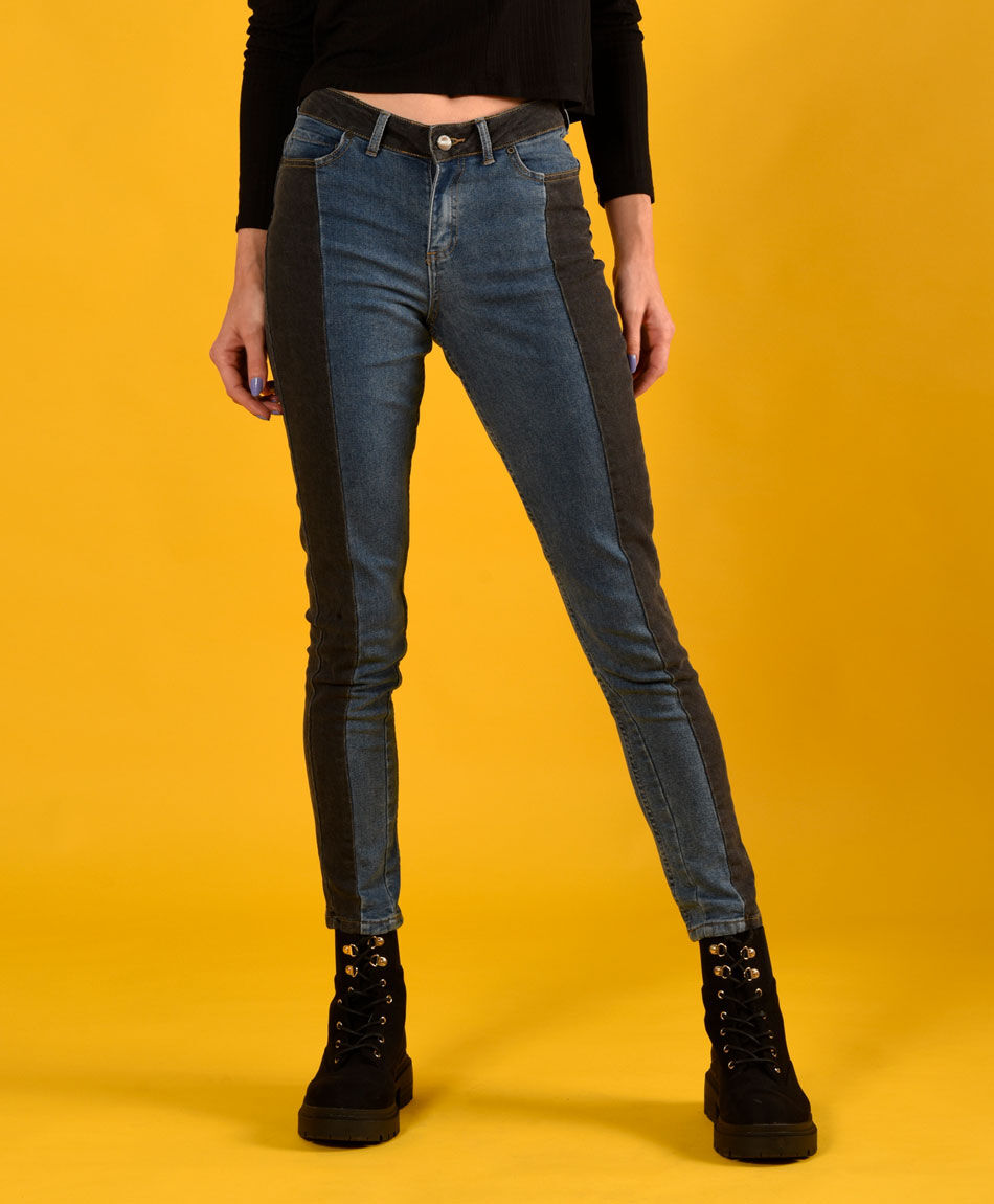 Jeans tiro alto skinny fit