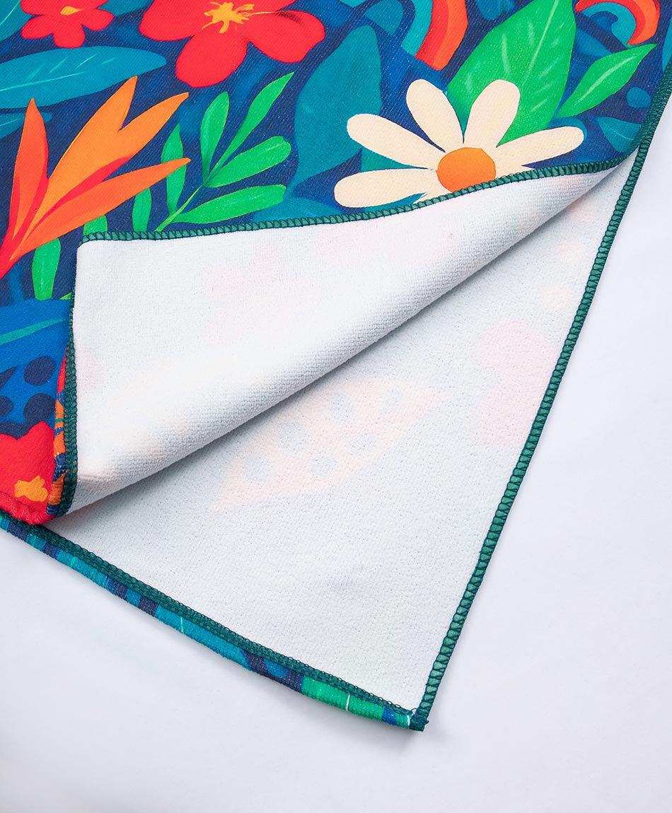 Poncho de ba&ntilde;o ni&ntilde;a tropical