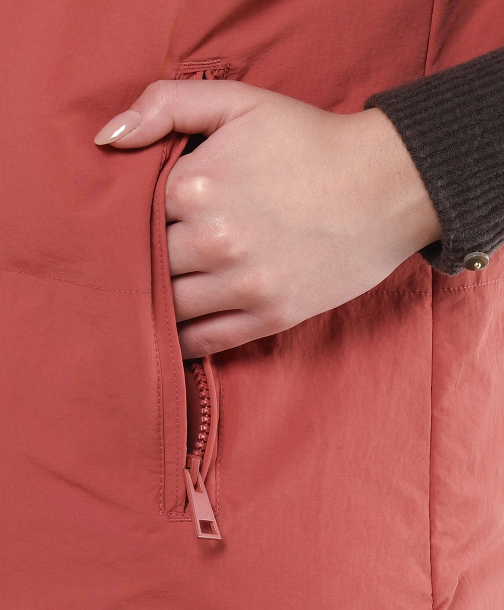 Parka mujer lisa sin mangas Parka mujer lisa sin mangas