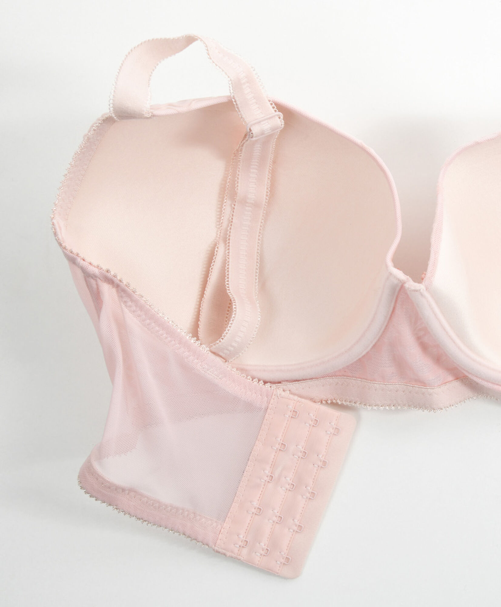 Sostén mujer liso con encajes Sostén mujer liso con encajes