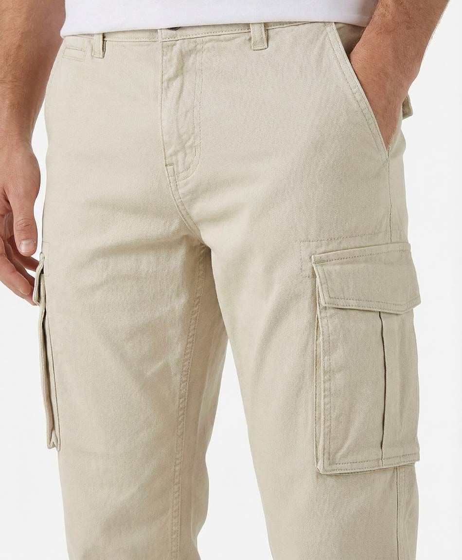 Pantal&oacute;n hombre liso cargo