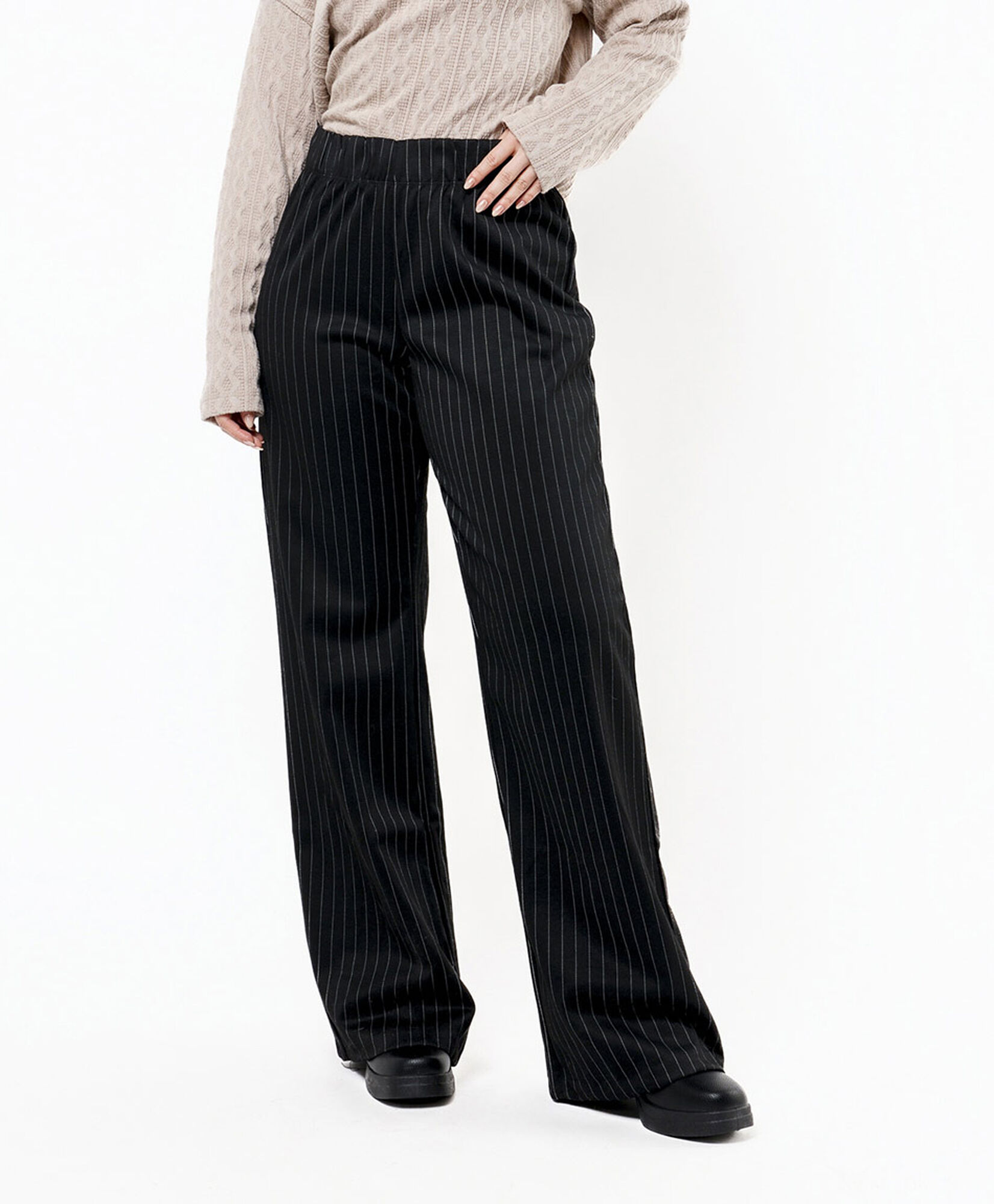 Pantalón mujer líneas black Pantalón mujer líneas black