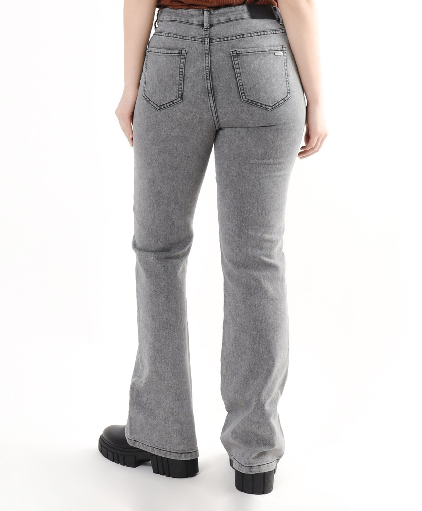 Jeans mujer gris flare Jeans mujer gris flare