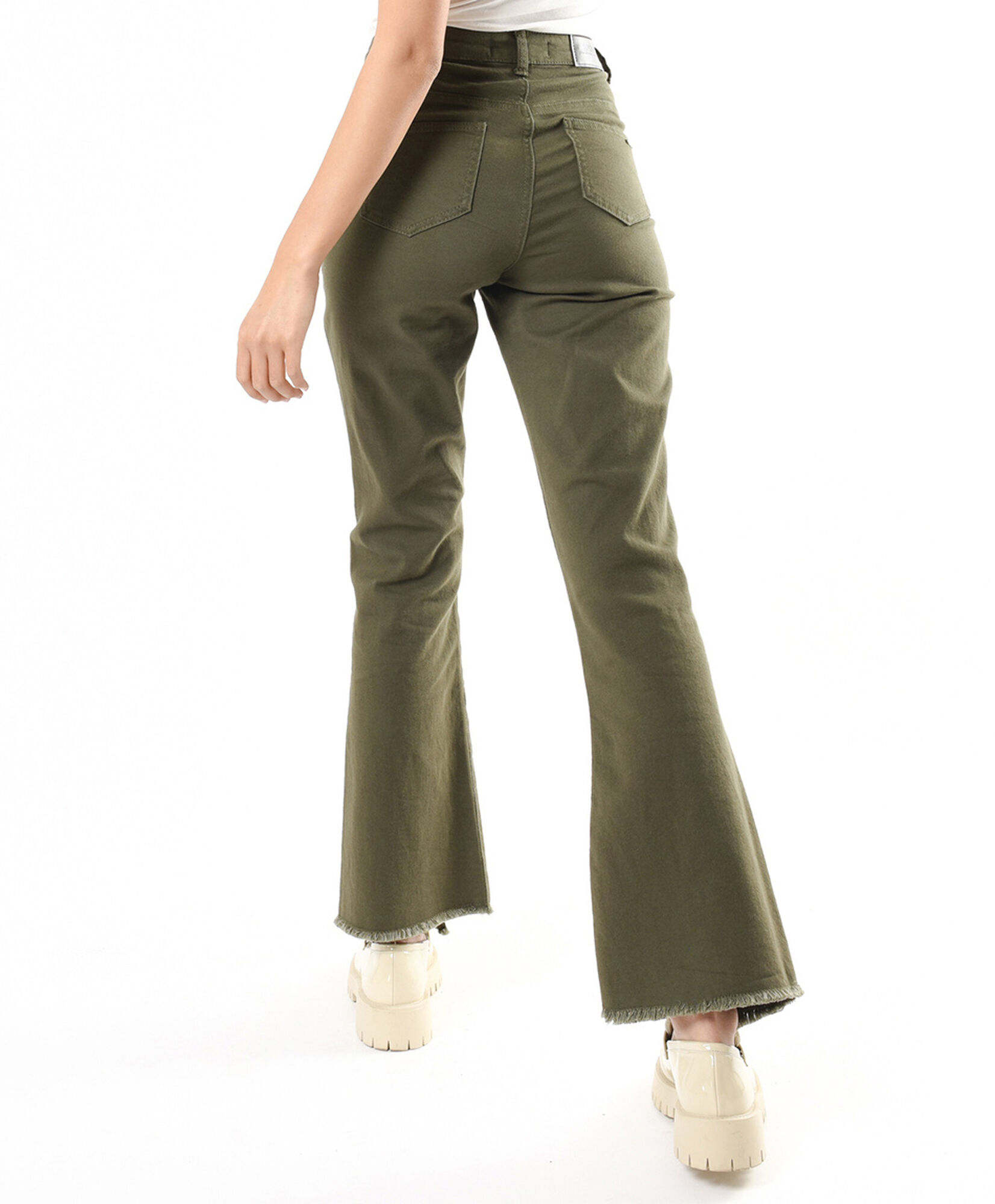 Jeans mujer basta abierta verde flare Jeans mujer basta abierta verde flare