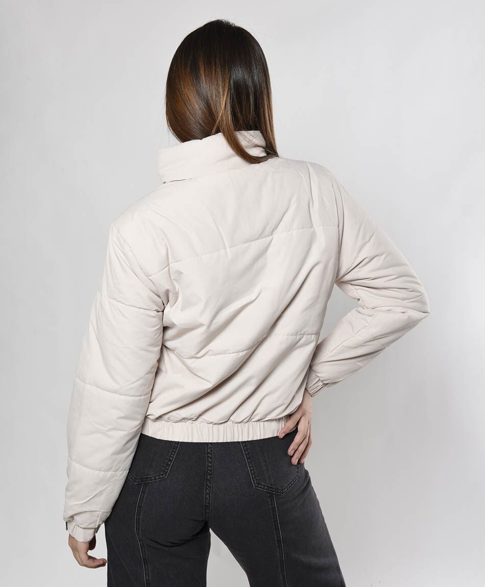 Parka mujer acolchada corta