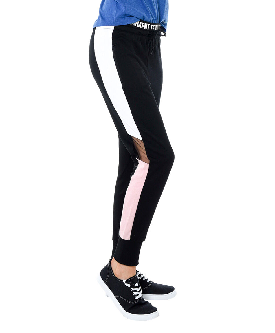 Pantalon deportivo  detalles