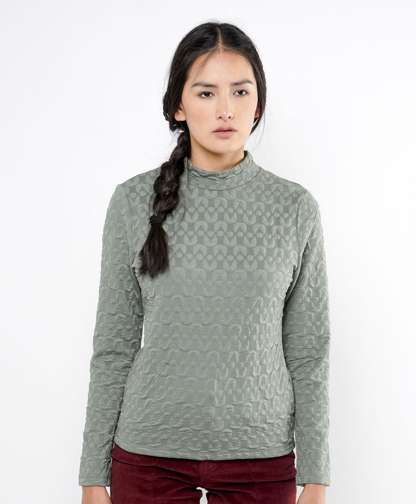 Polera mujer jacquard cuello medio Polera mujer jacquard cuello medio