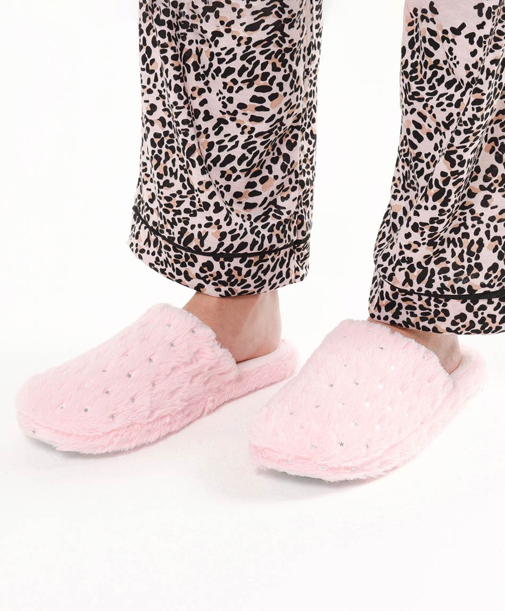 Pantufla mujer brillos rosada Pantufla mujer brillos rosada