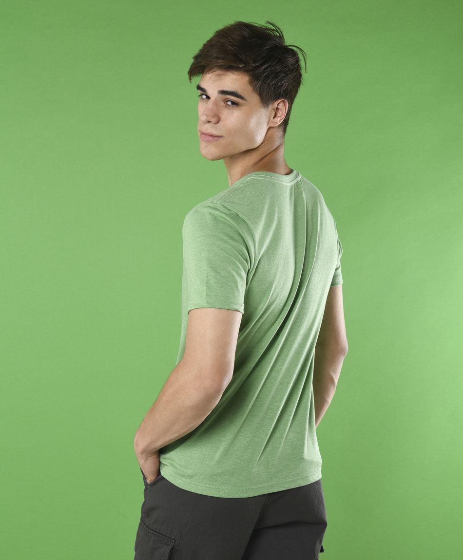 Polera manga corta cuello redondo