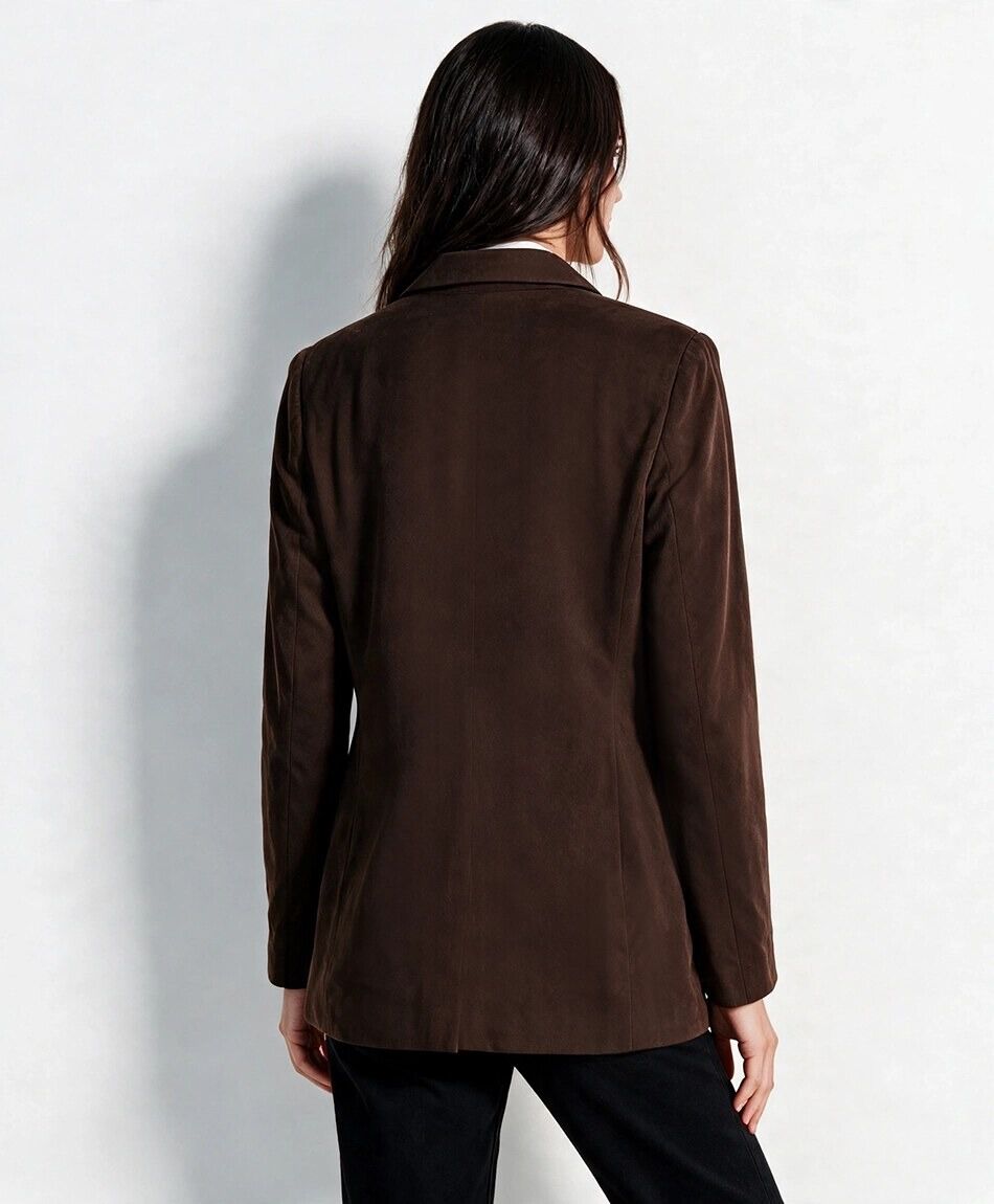 Blazer mujer bot&oacute;n dorado