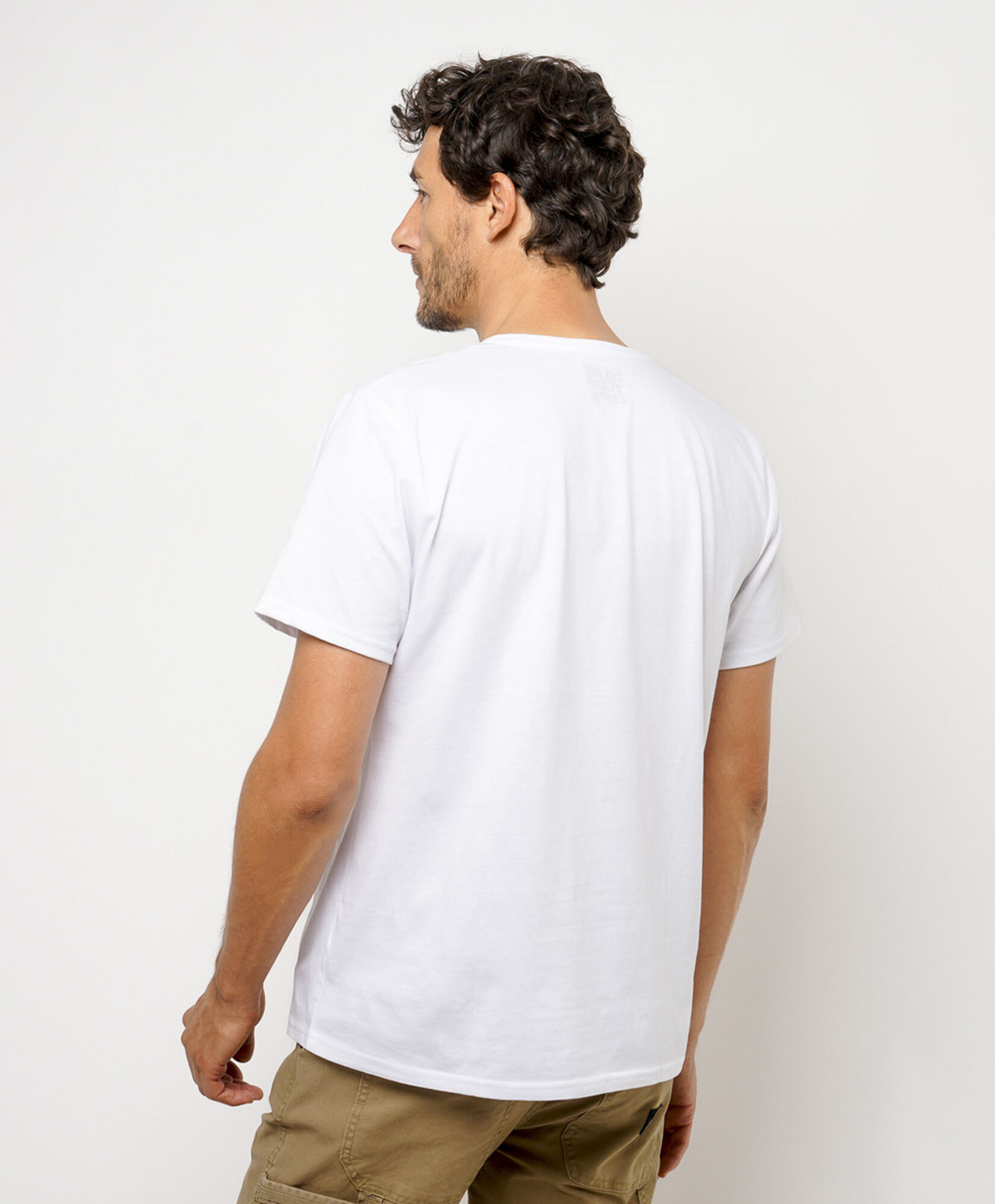Polera hombre cuello v colores Polera hombre cuello v colores