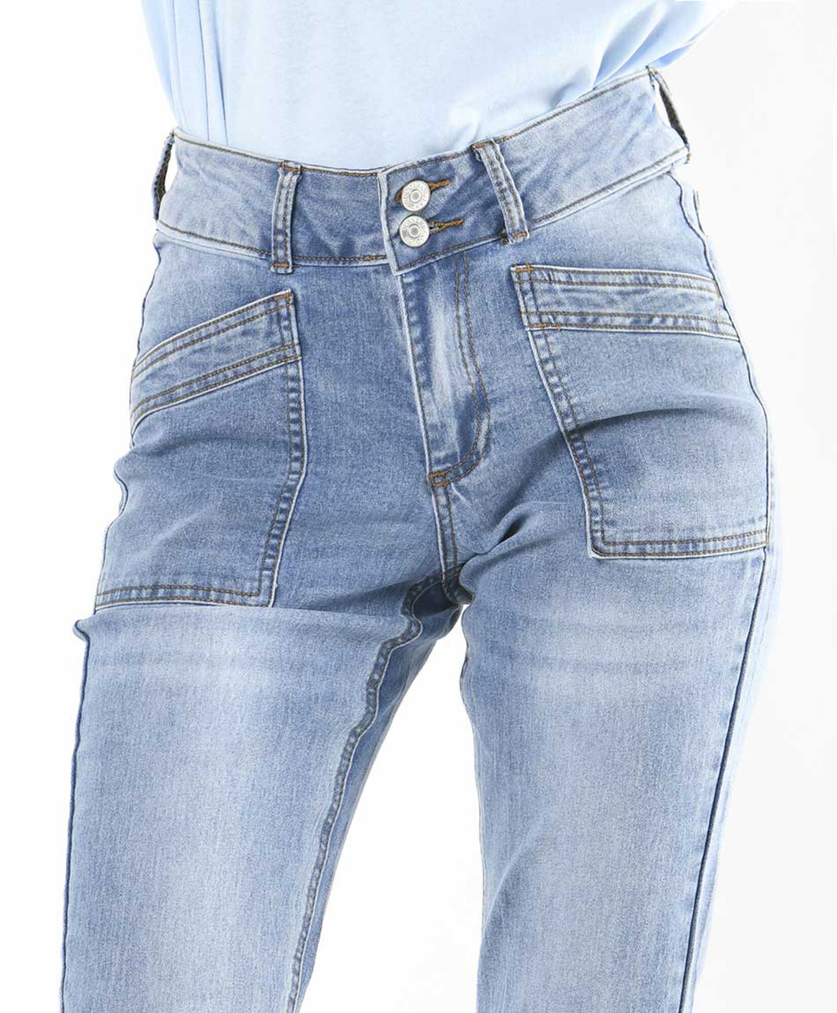 Jeans mujer bolsillo diagonal flare Jeans mujer bolsillo diagonal flare