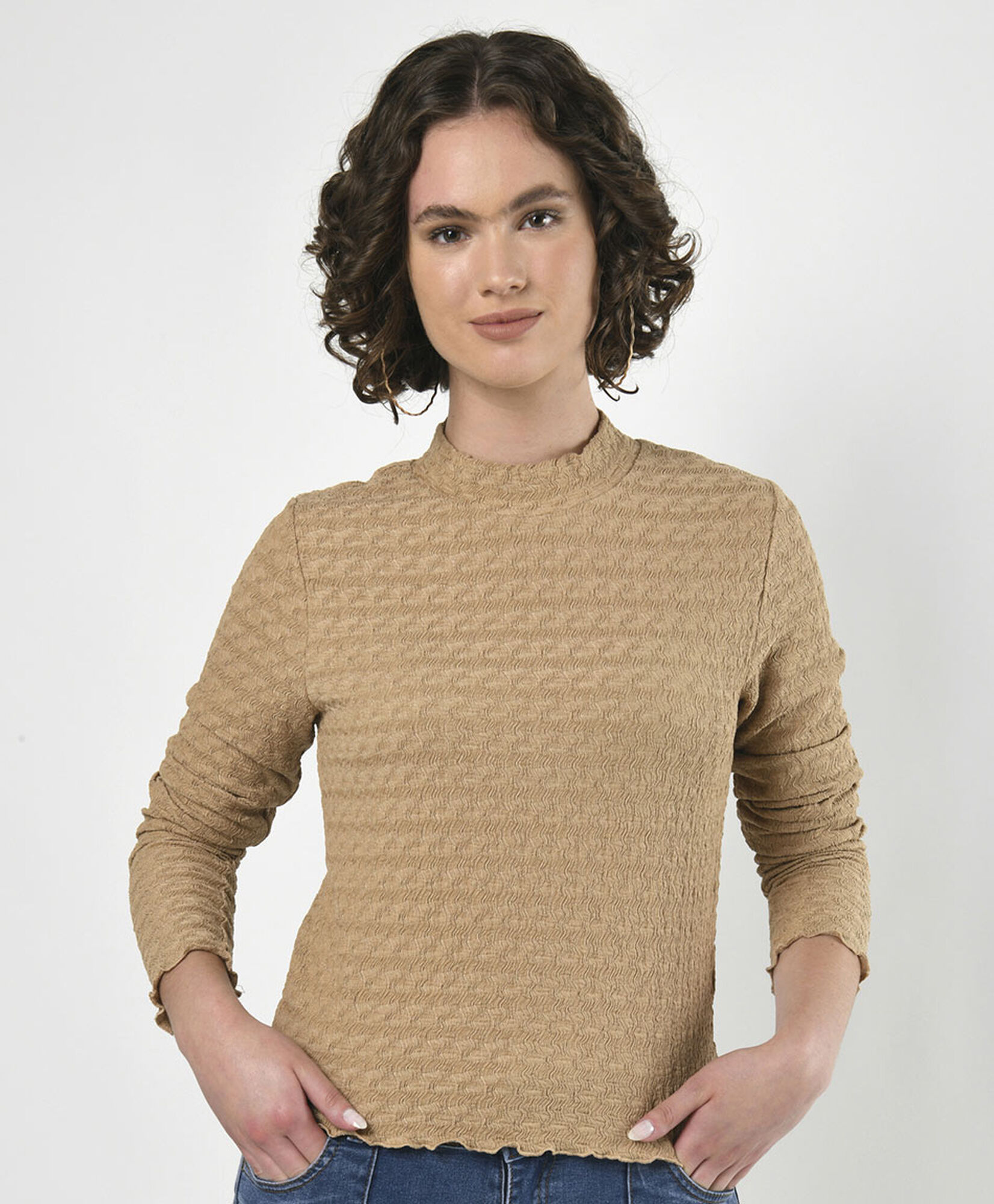 Polera mujer textura ondulada Polera mujer textura ondulada