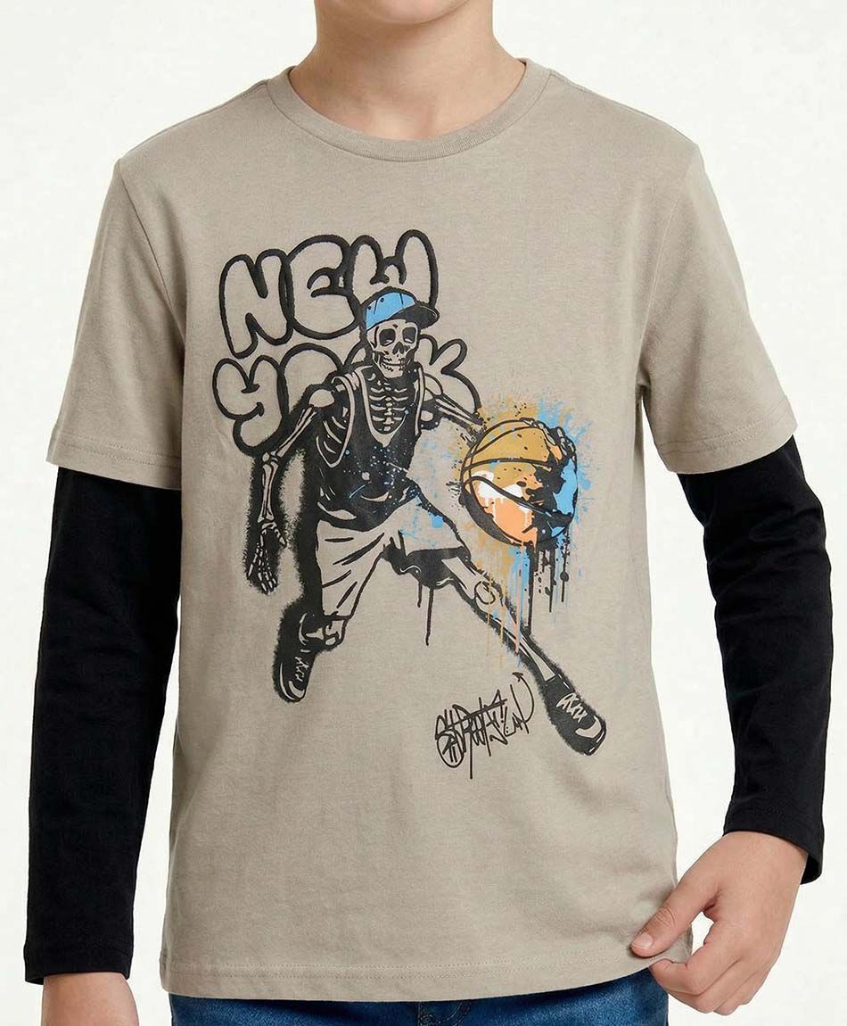 Polera ni&ntilde;o estampado b&aacute;squetbol