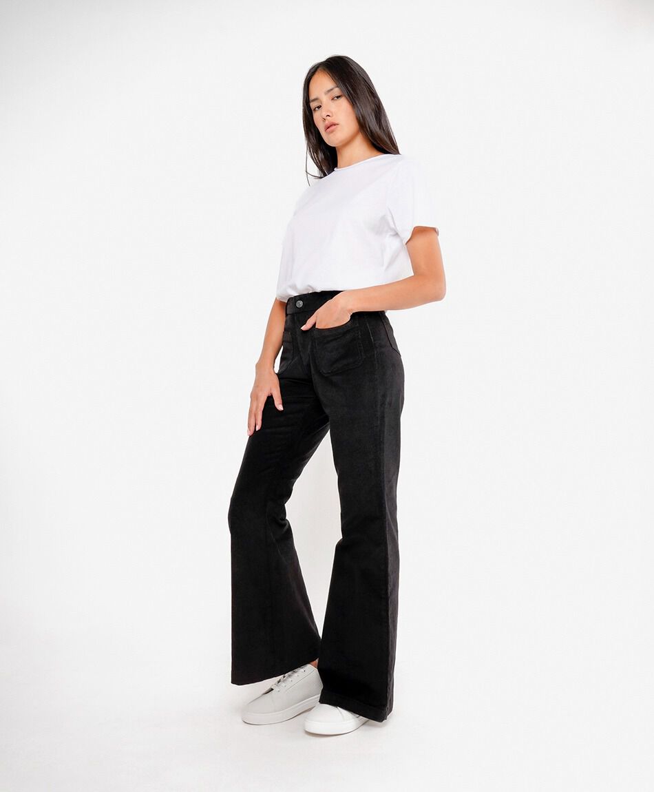 Pantal&oacute;n mujer corderoy flare