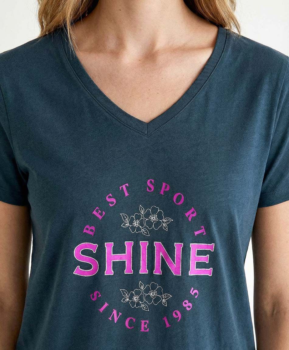 Polera deportiva mujer since 1985