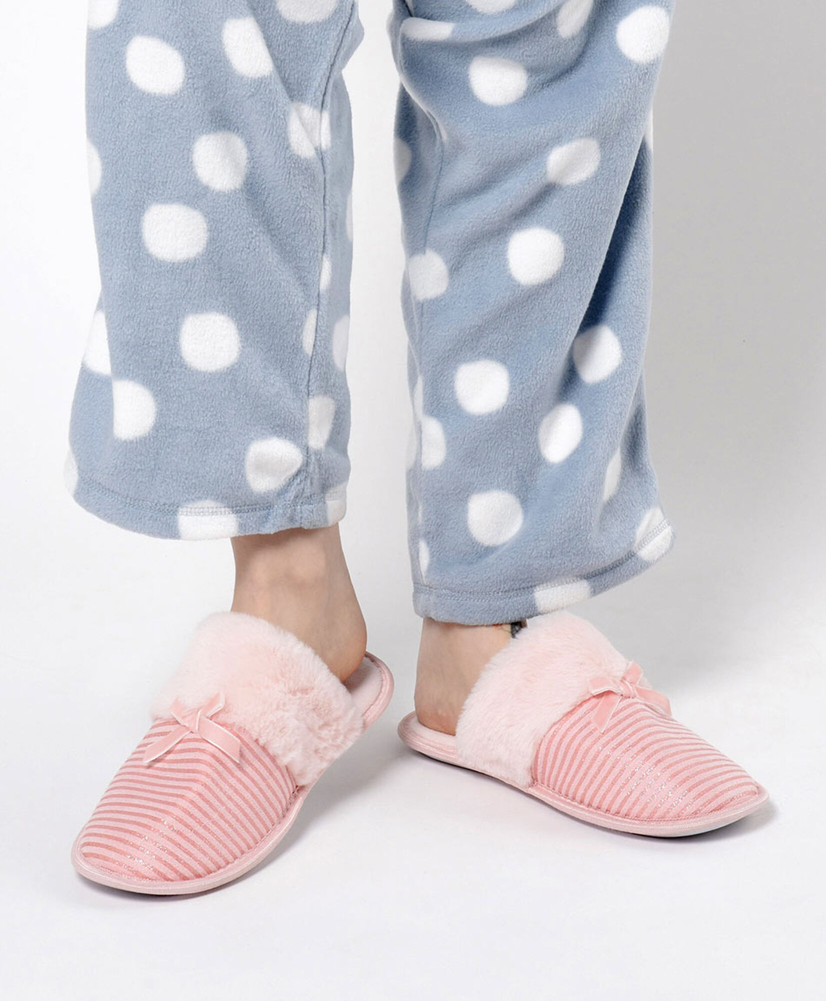 Pack pantuflas mujer líneas Pack pantuflas mujer líneas