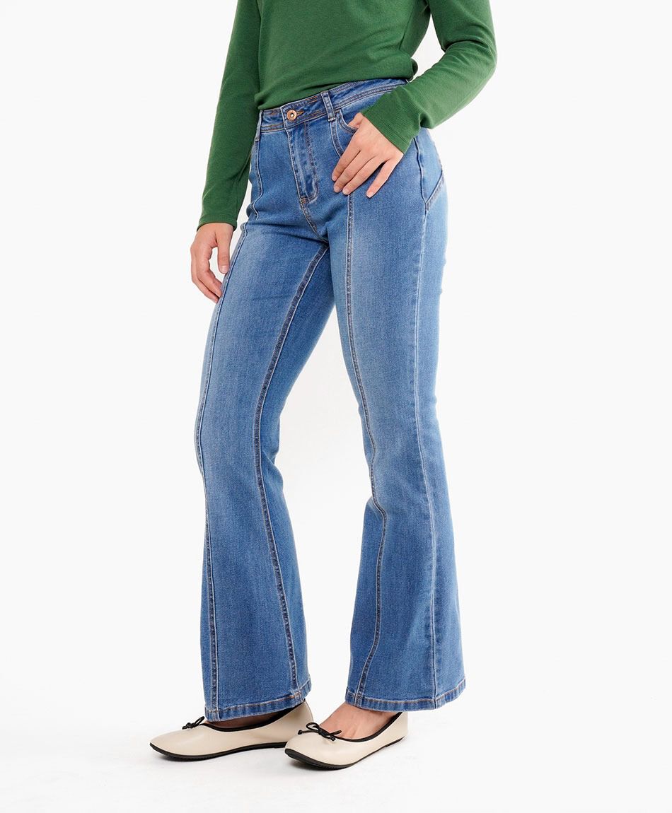Jeans mujer flare estrella bolsillo