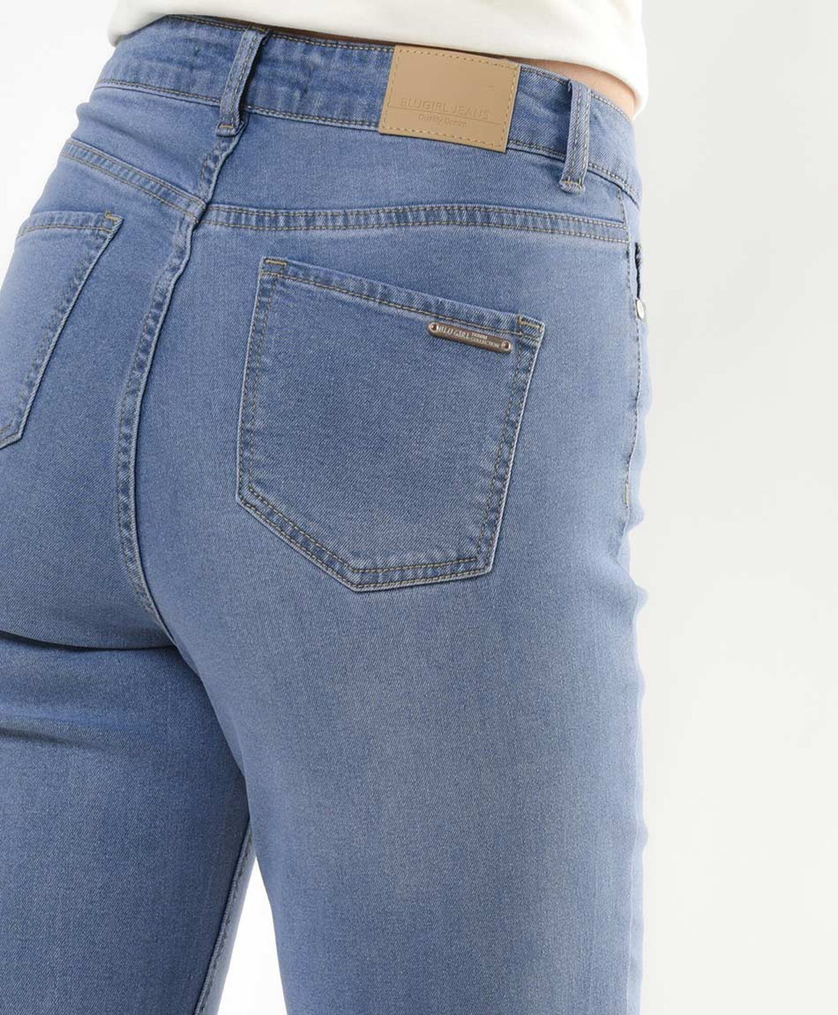 Jeans mujer basta abierta flare Jeans mujer basta abierta flare