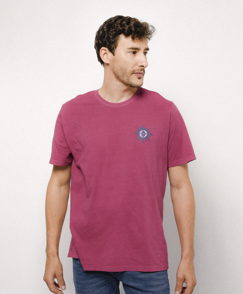 Polera hombre doble estampado sol