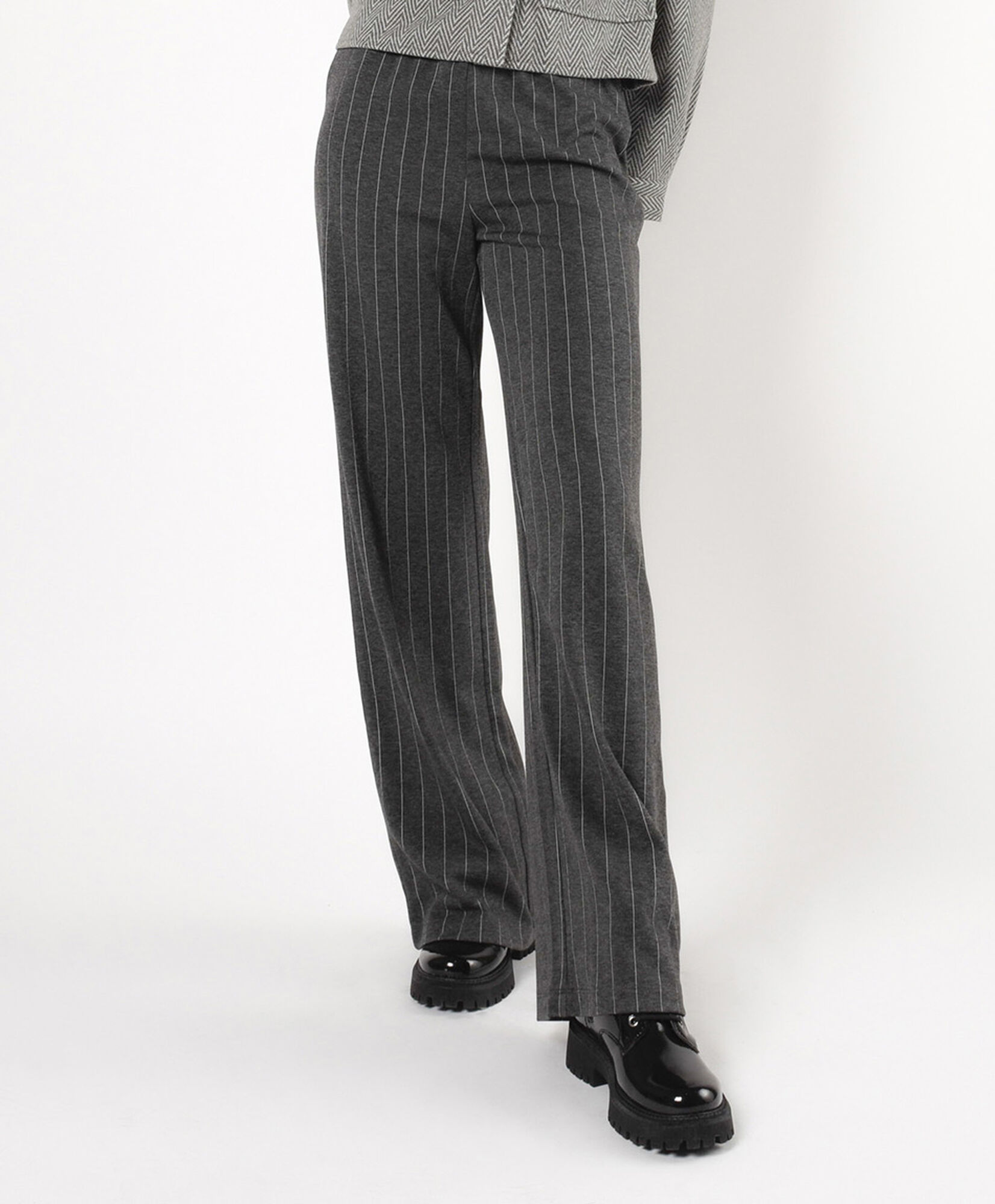 Pantalón mujer líneas Pantalón mujer líneas