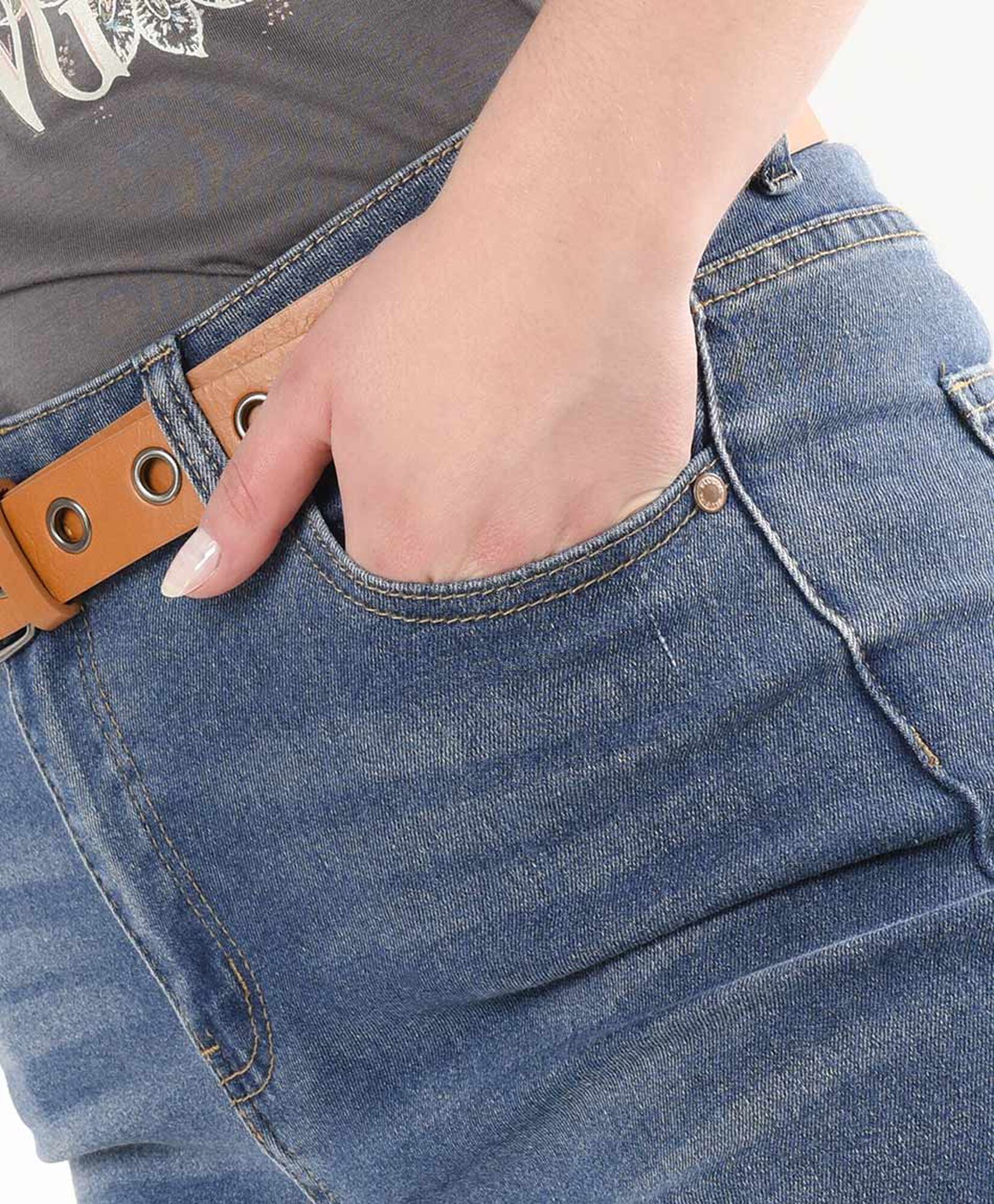 Jeans mujer cinturón flare Jeans mujer cinturón flare