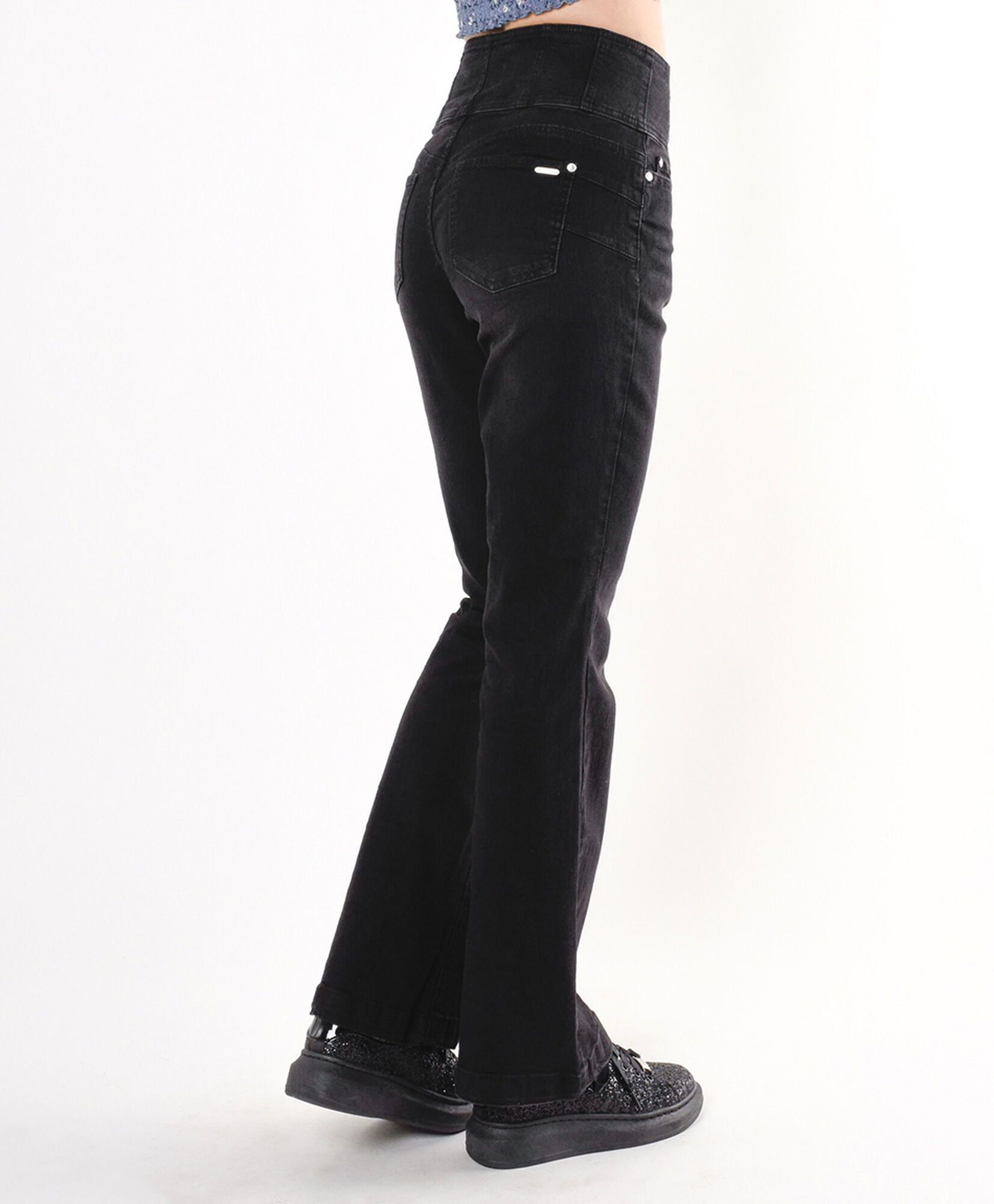 Jeans mujer botones flare Jeans mujer botones flare