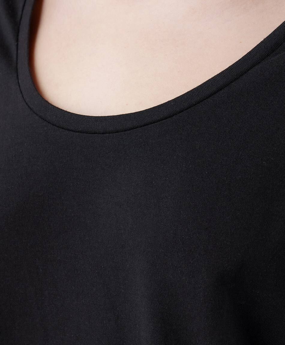 Polera mujer b&aacute;sica negra