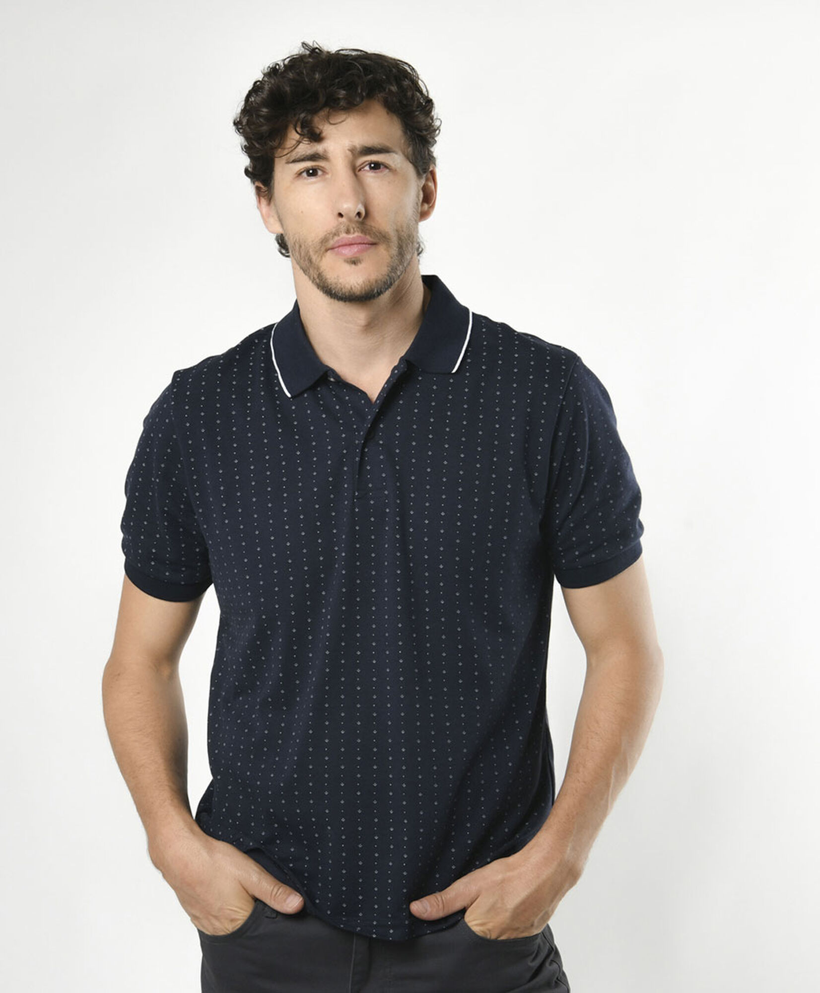 Polera hombre cuello piqué puntos y línea Polera hombre cuello piqué puntos y línea