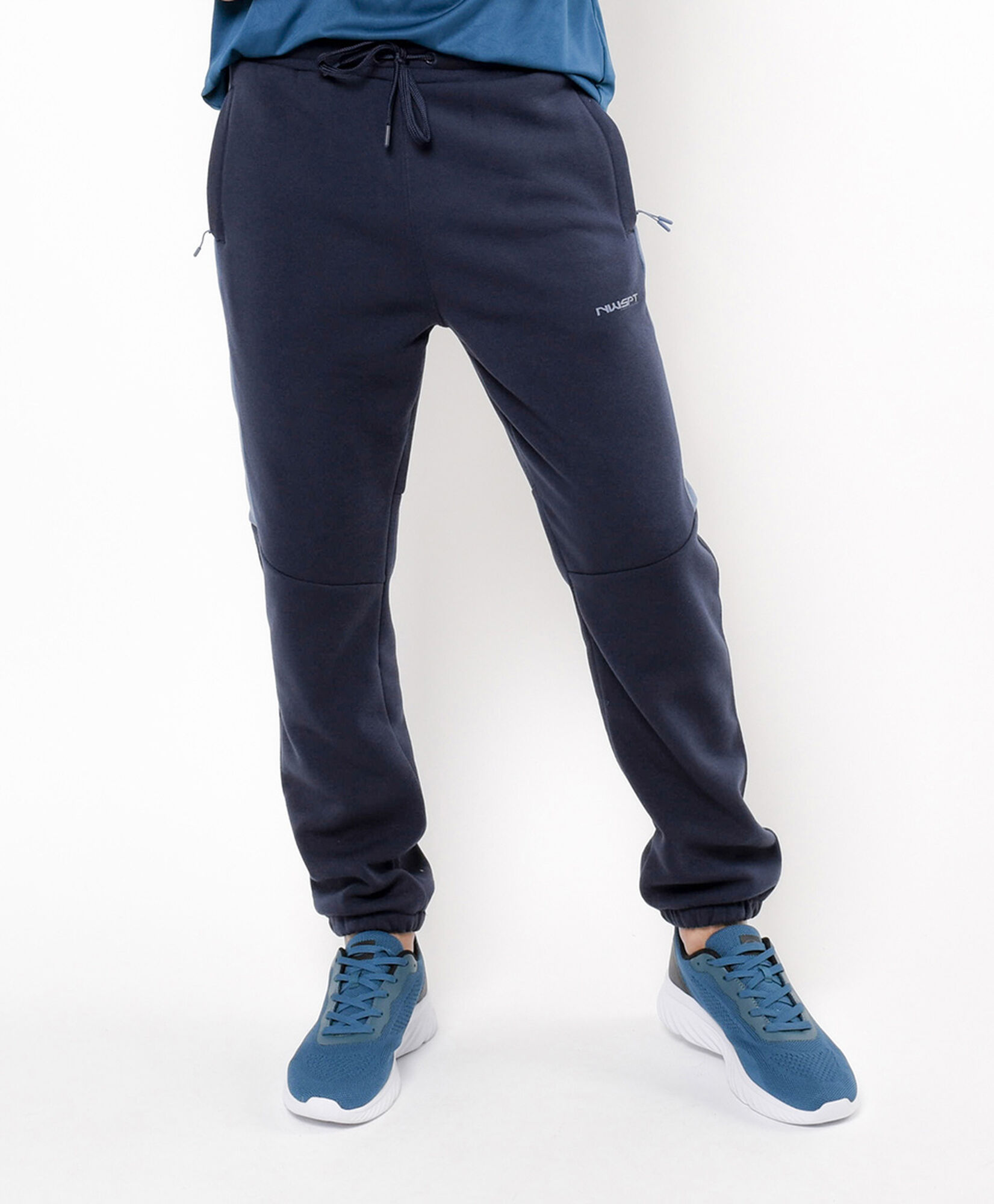 Pantalón deportivo hombre línea azul Pantalón deportivo hombre línea azul