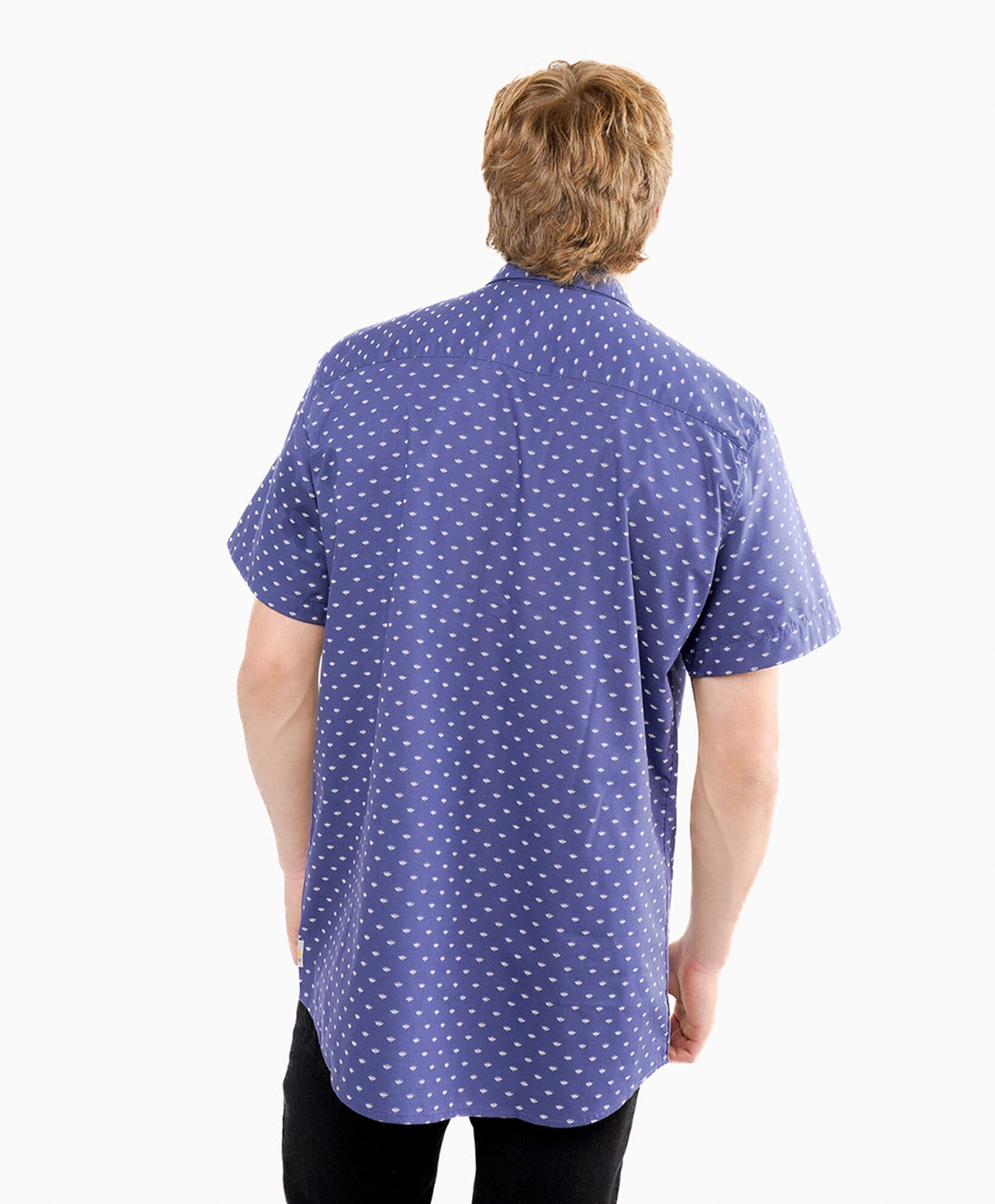 Camisa hombre diseño minimalista Camisa hombre diseño minimalista