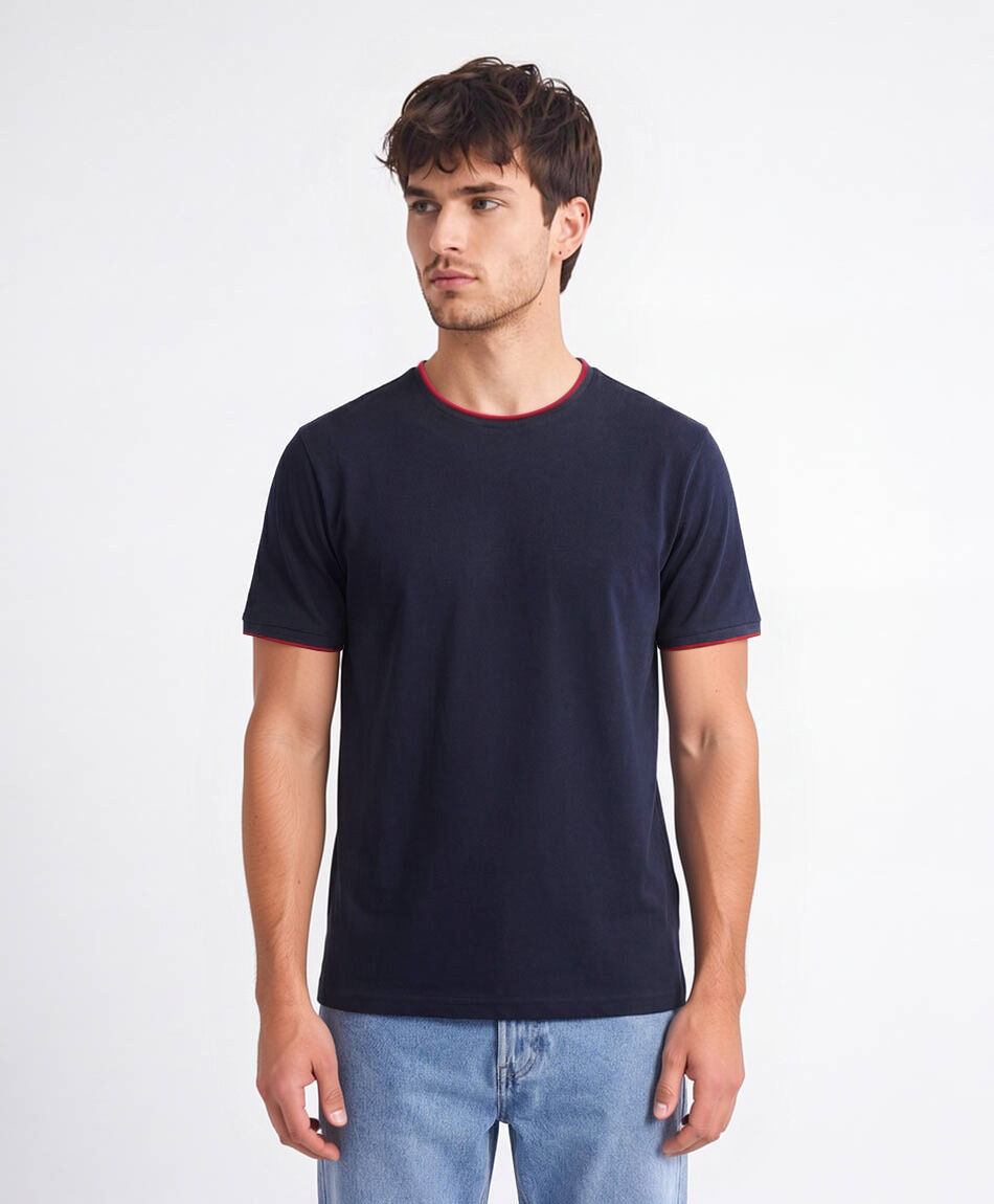 Polera hombre contraste