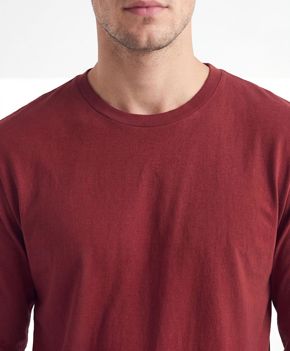Polera hombre manga larga b&aacute;sica