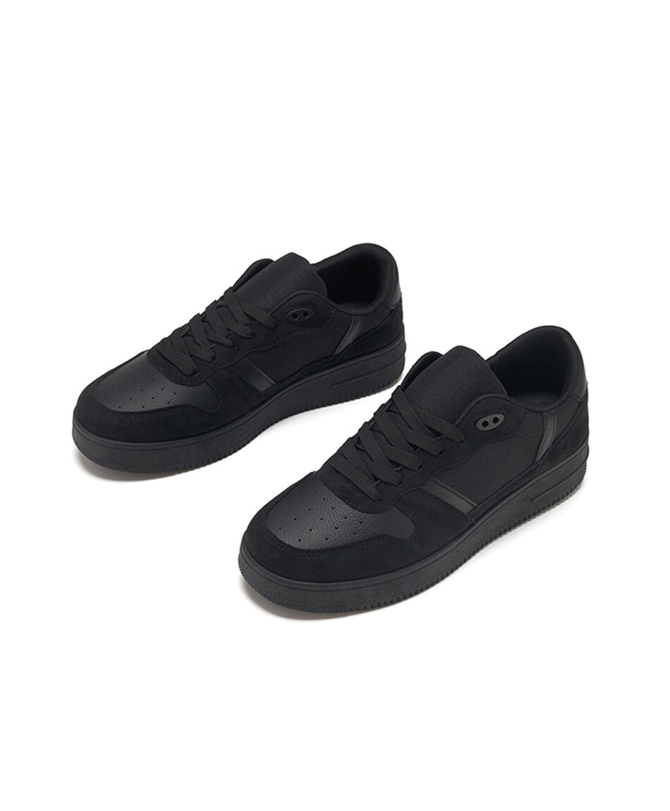 Zapatilla hombre urbana negra