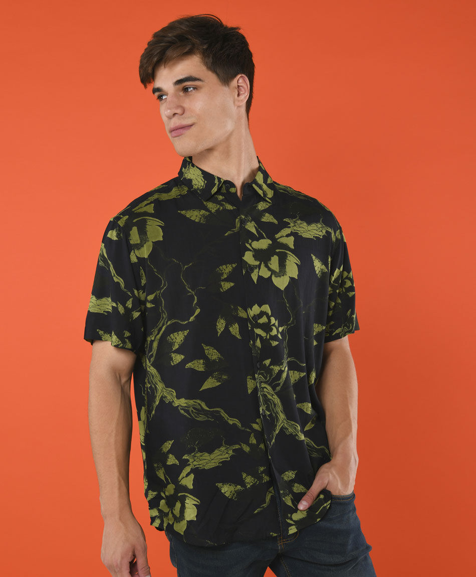 Camisa estampado gr&aacute;fico manga corta