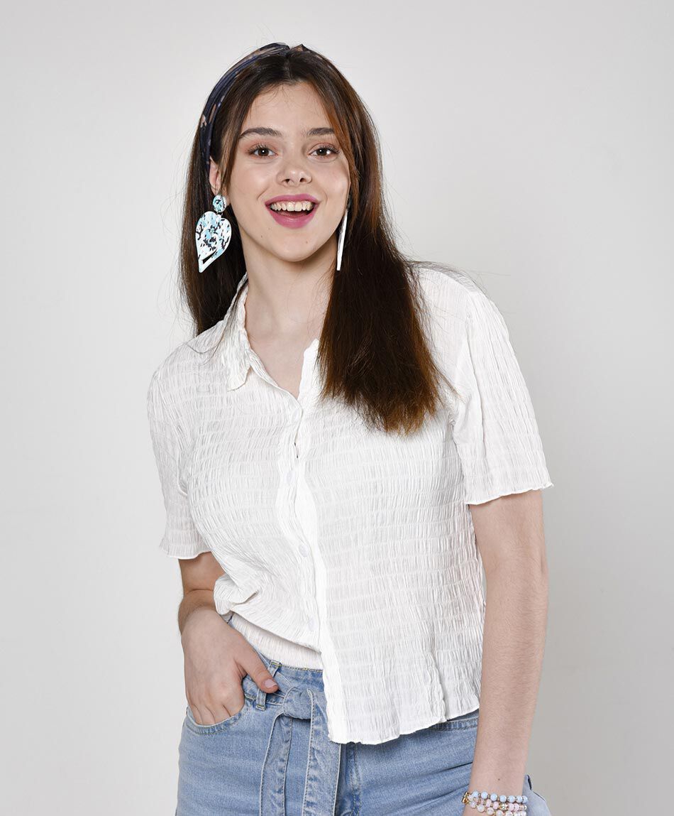 Blusa manga corta cuello camisero