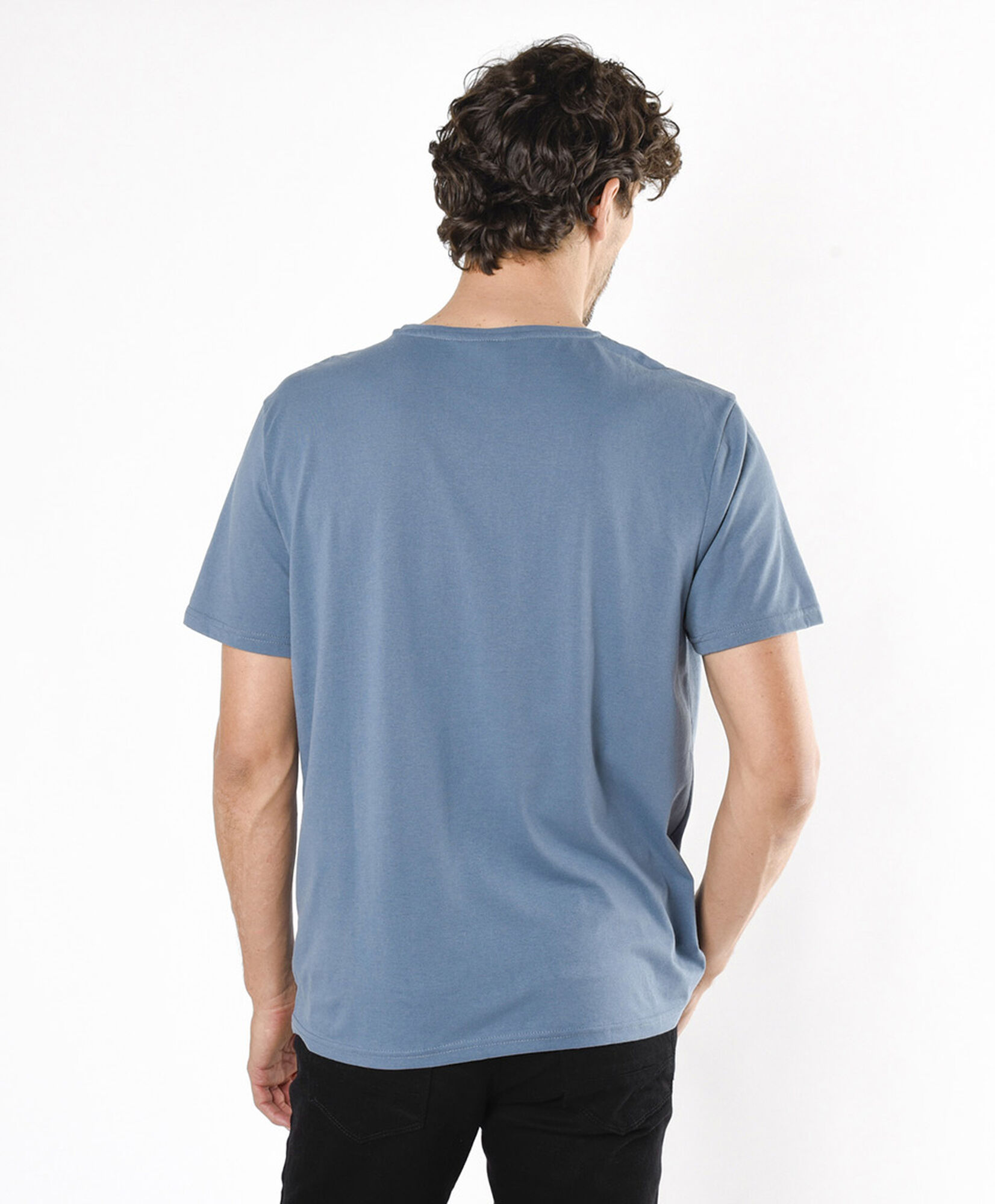 Polera hombre colores neutros mini etiqueta Polera hombre colores neutros mini etiqueta