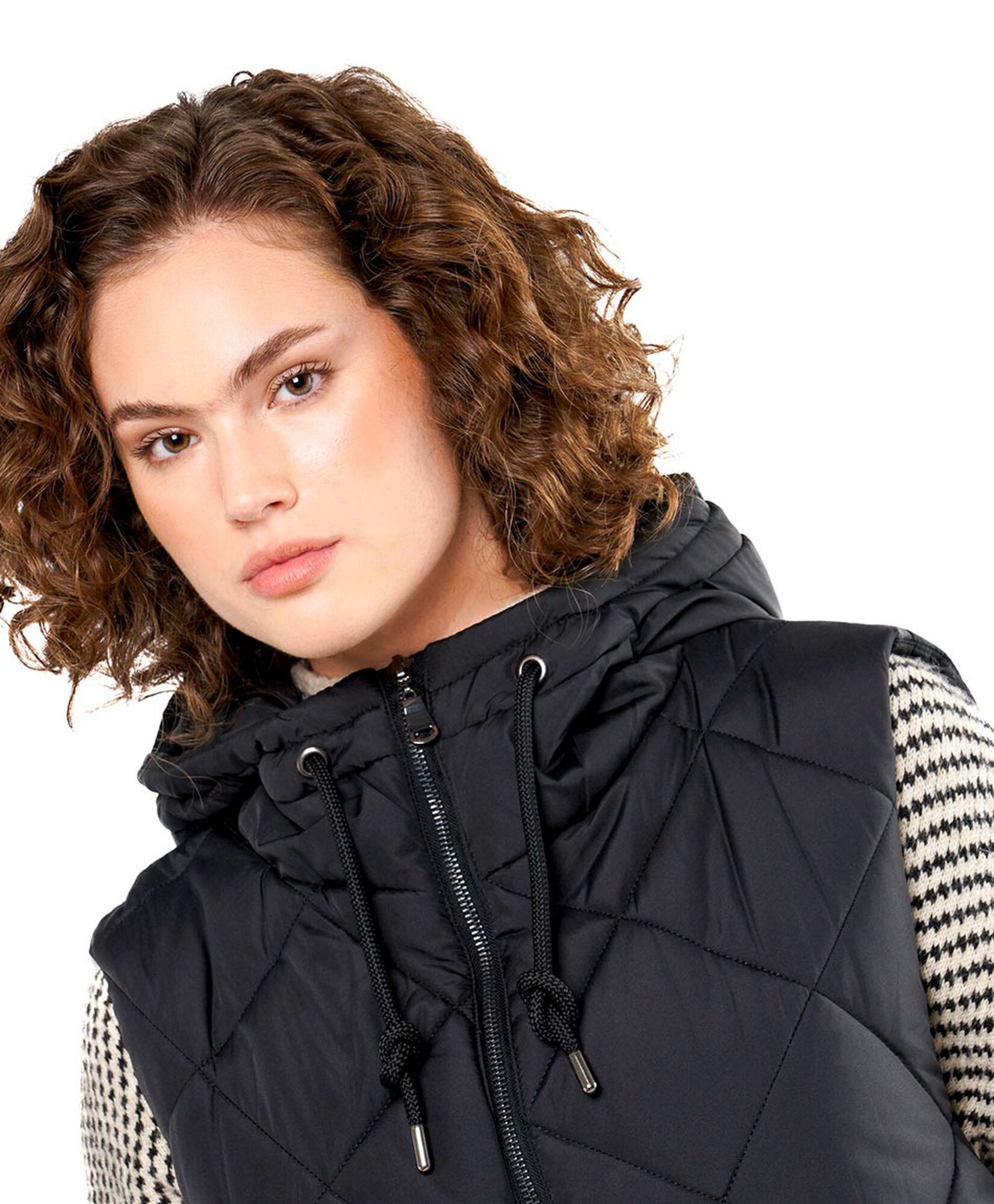 Parka mujer rombos larga sin mangas black Parka mujer rombos larga sin mangas black