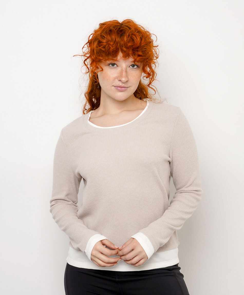 Polera mujer escote redondo profundo