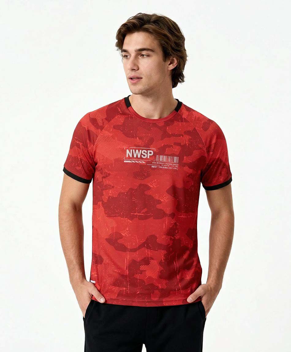 Polera deportiva hombre camuflaje