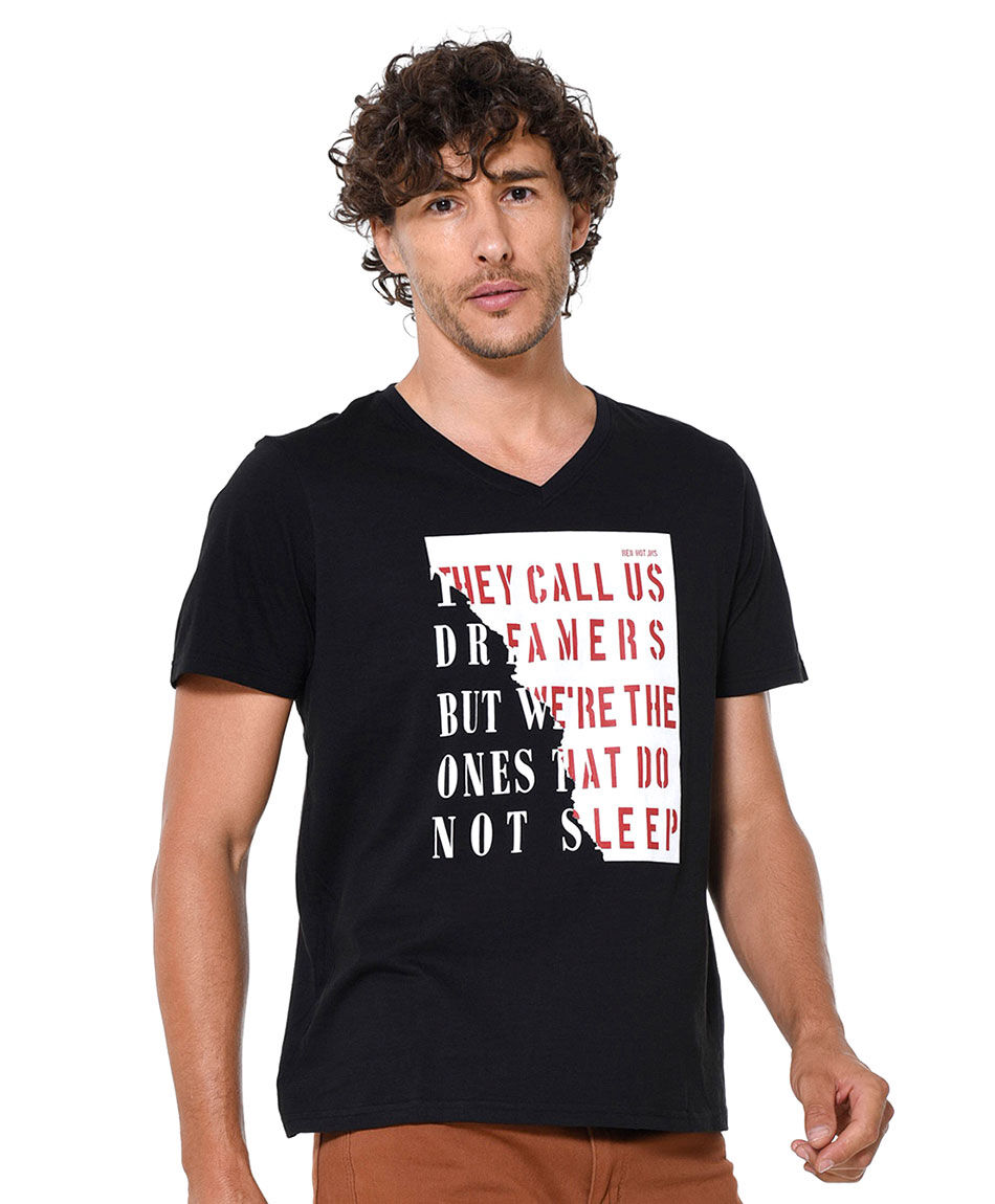 Polera estampada cuello v