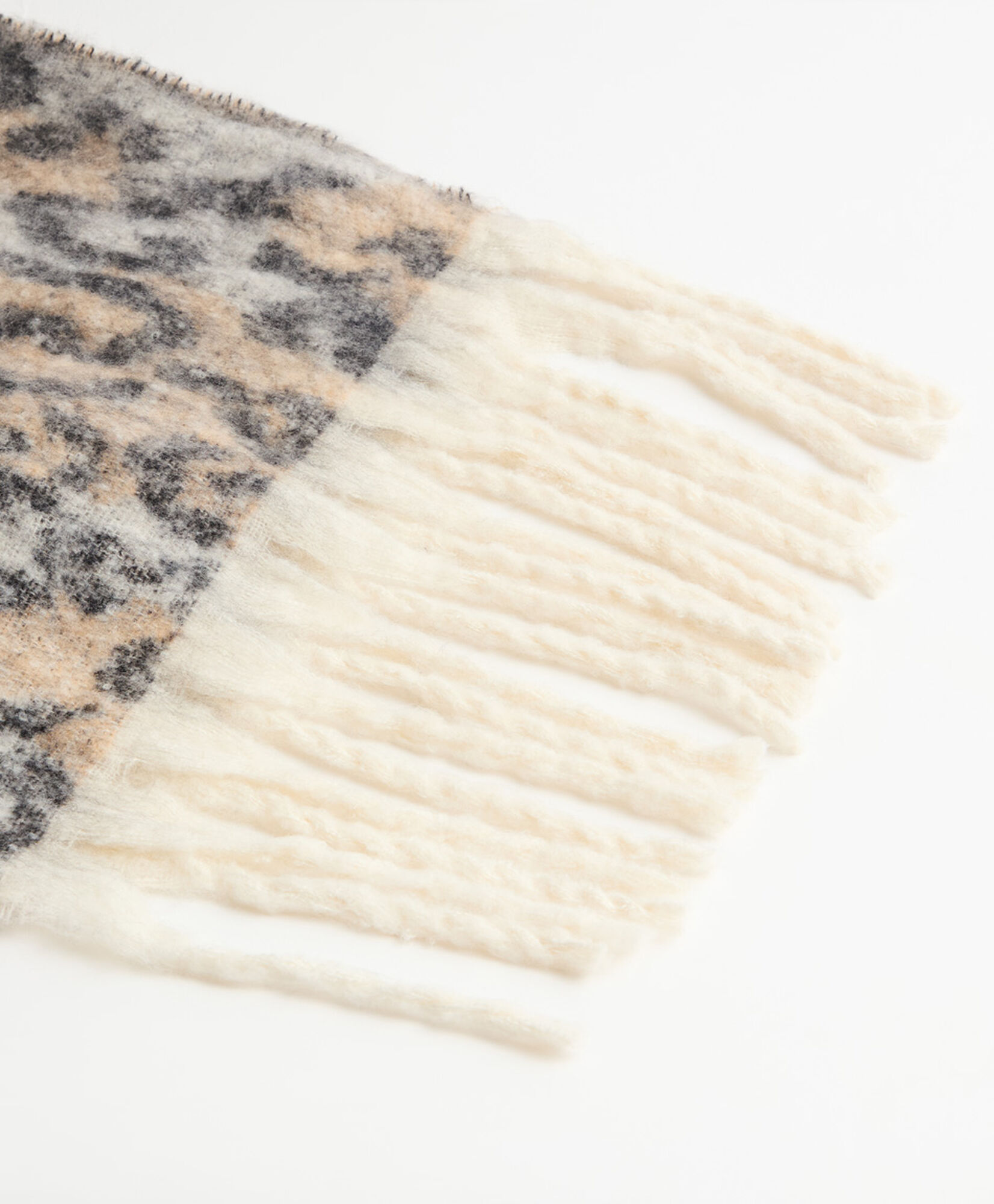 Set bufanda + gorro mujer animal print Set bufanda + gorro mujer animal print