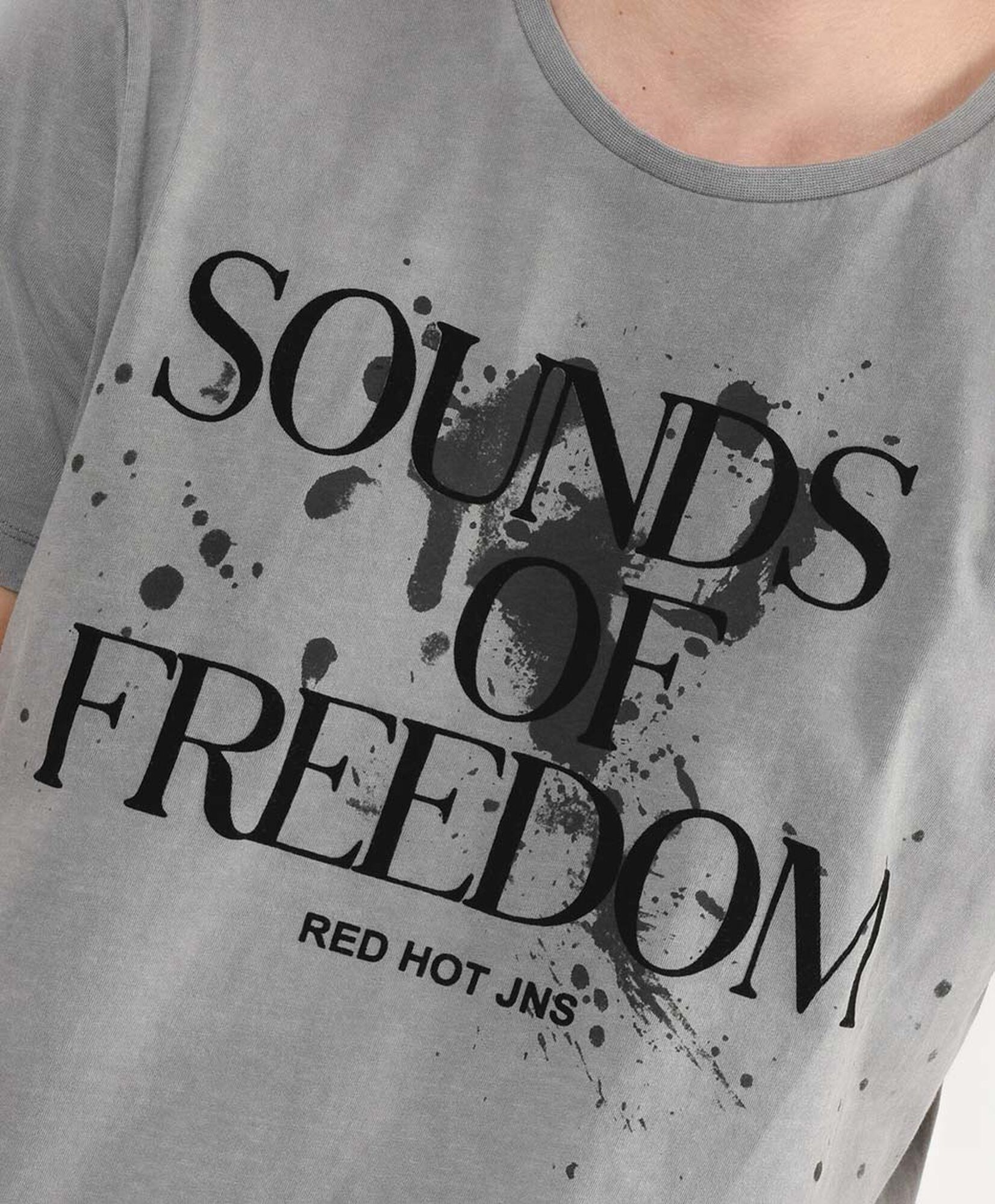 Polera hombre estampado frase Polera hombre estampado frase
