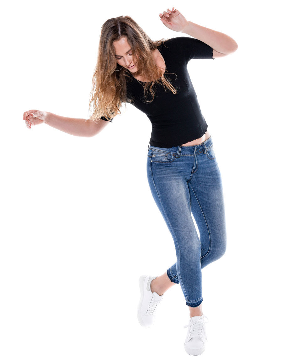 Jeans bolsillo bordado