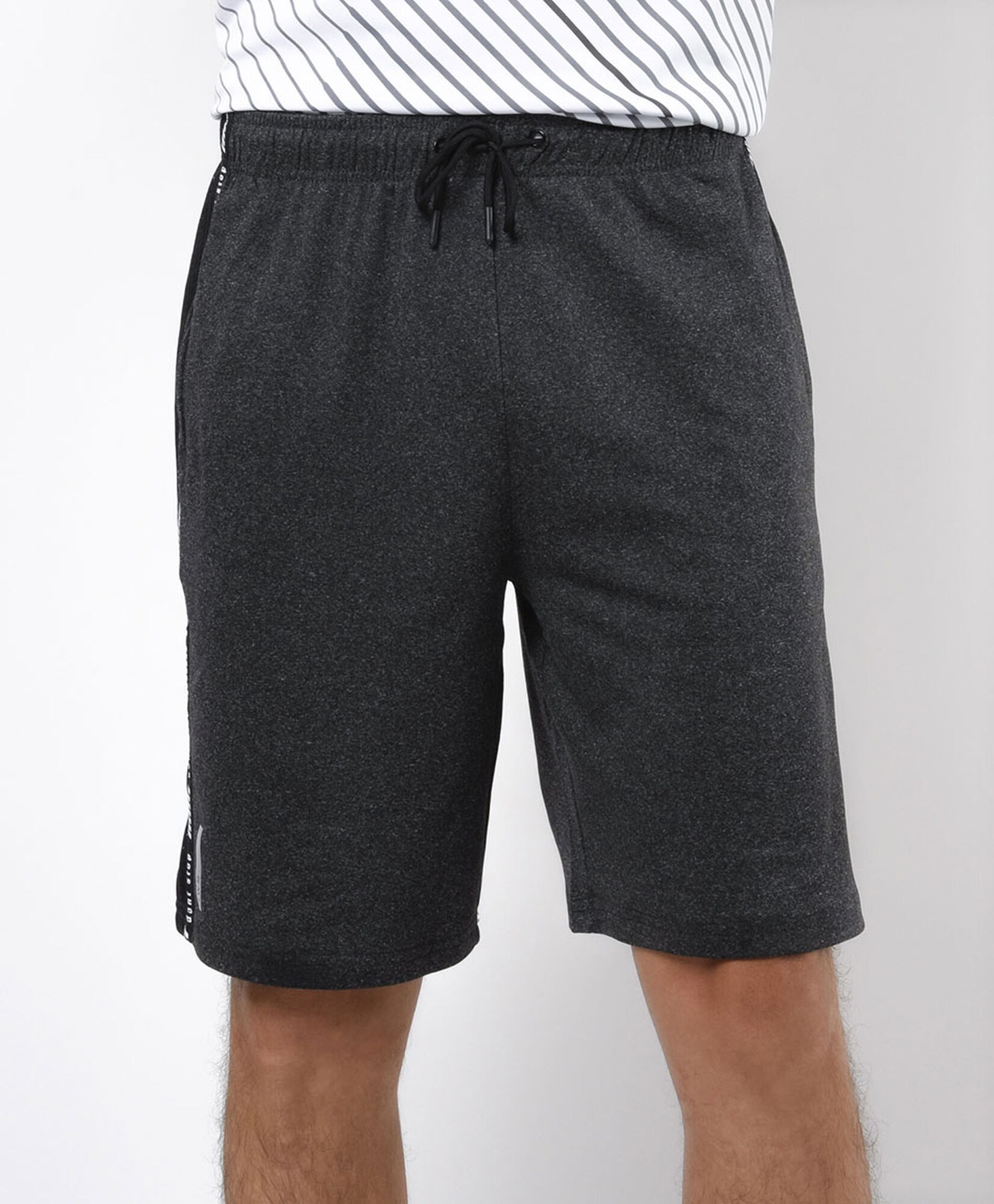 Short deportivo hombre liso Short deportivo hombre liso