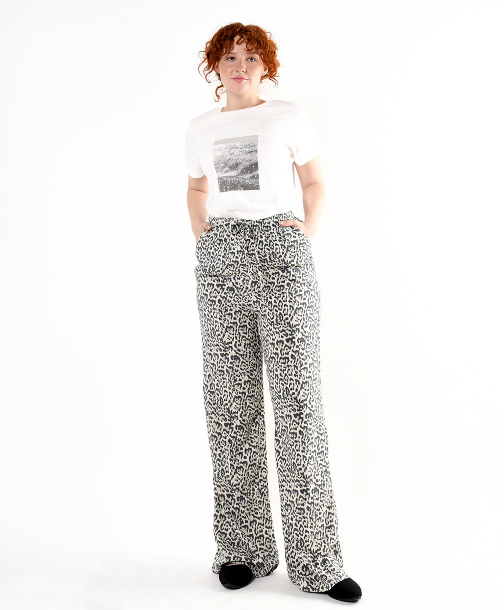 Pantalón mujer animal print lazo wide Pantalón mujer animal print lazo wide