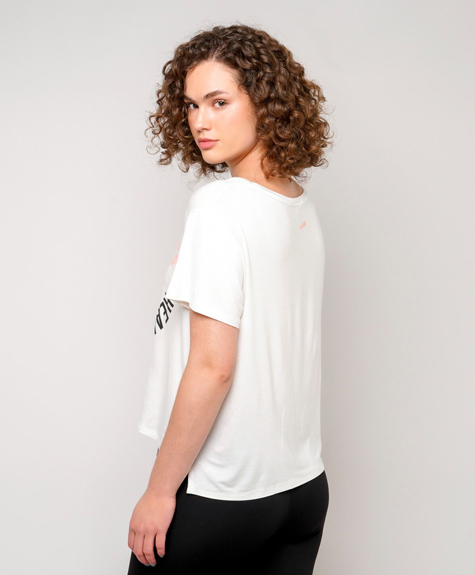 Polera deportiva mujer love Polera deportiva mujer love