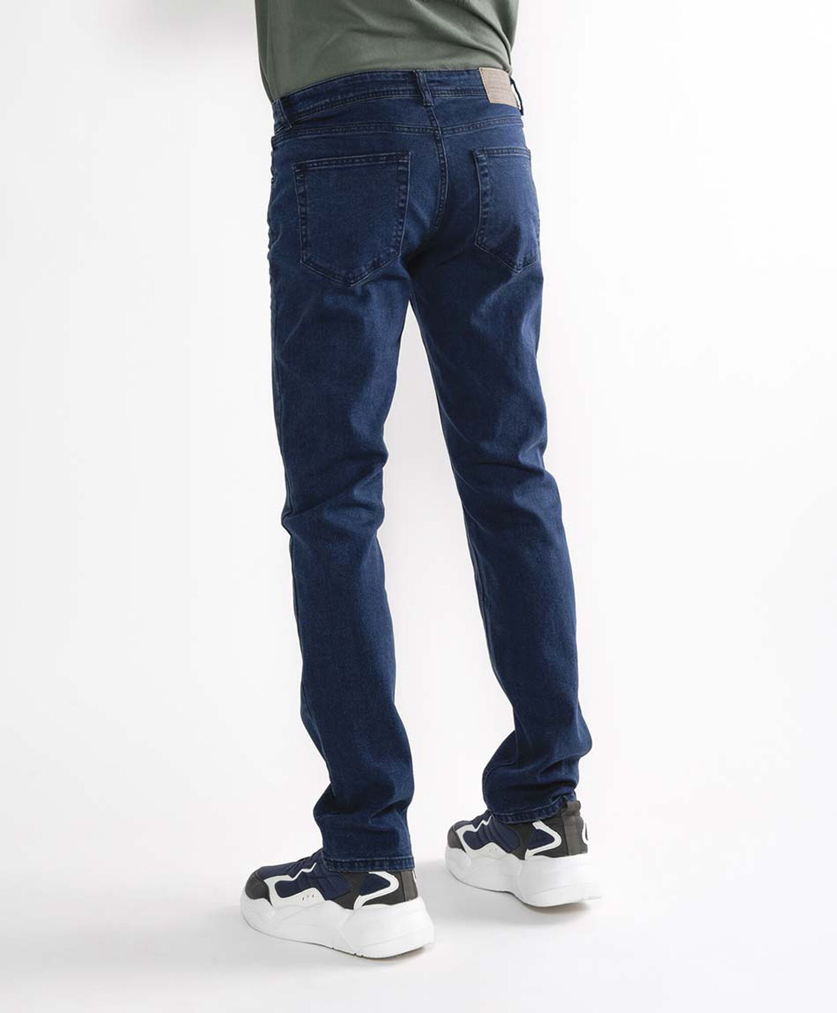 Jeans hombre clásico slim fit Jeans hombre clásico slim fit