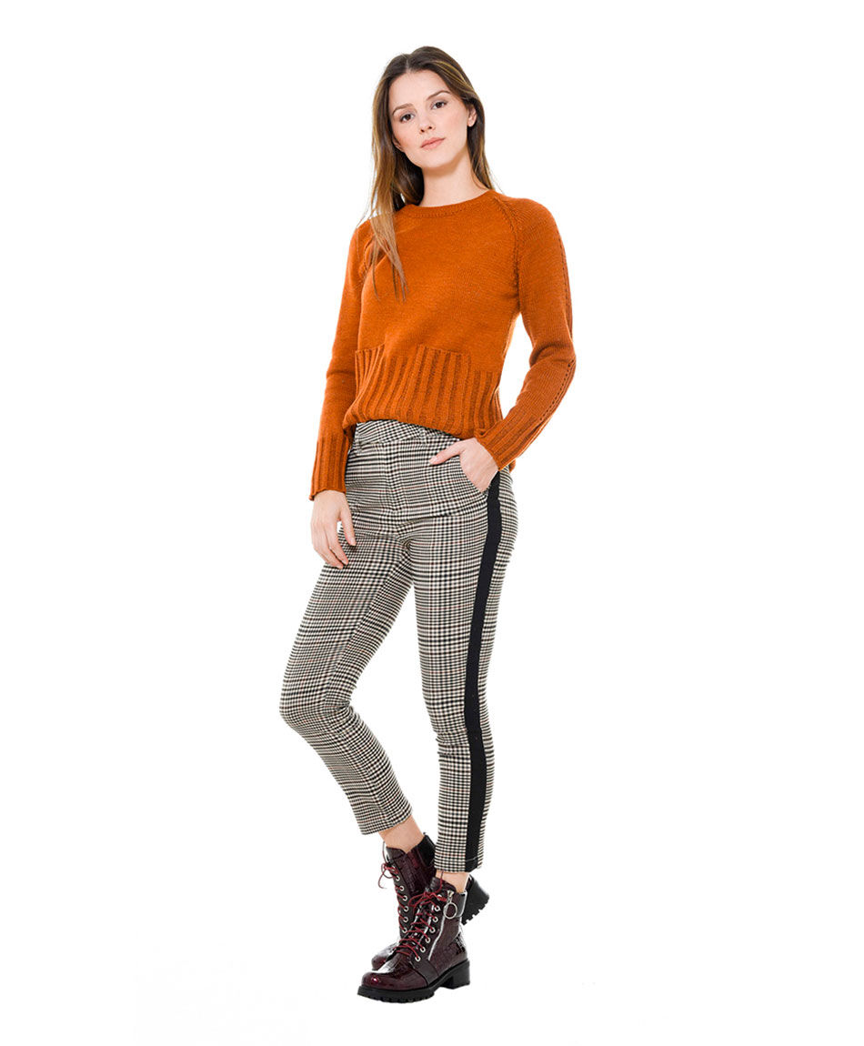 Pantalon escoces contraste
