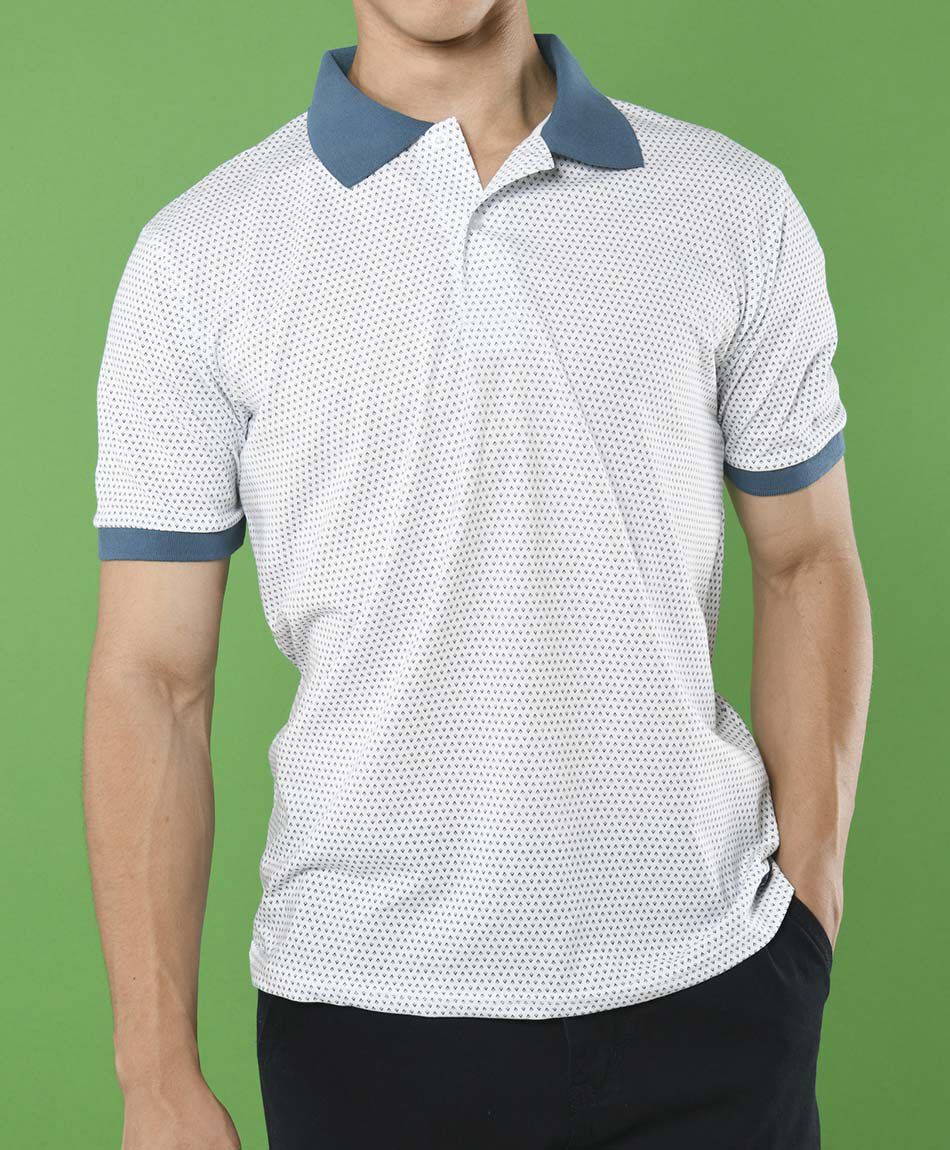 Polera manga corta cuello piqu&eacute;